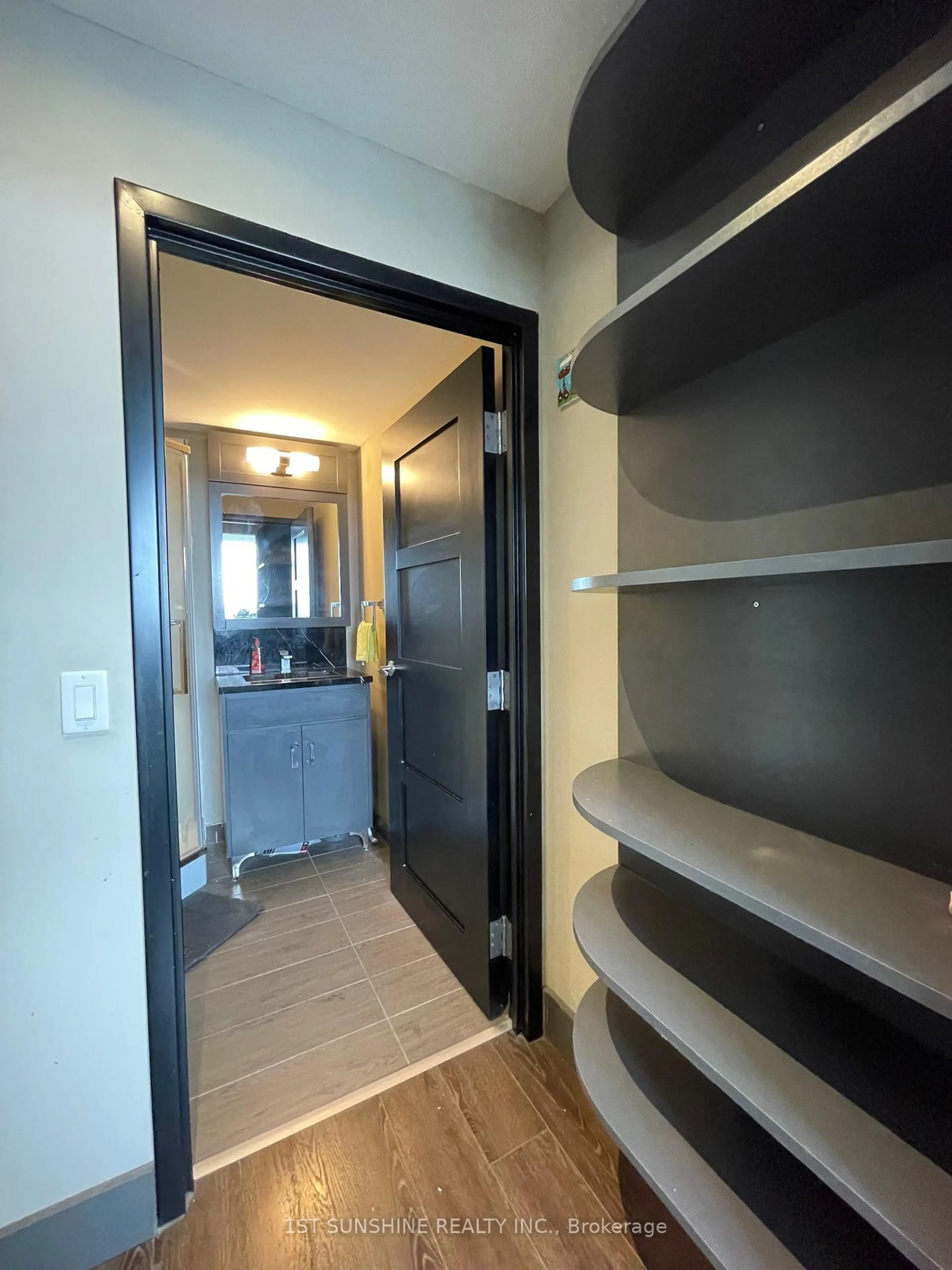 Indoor entryway for 330 Phillip St #N2601, Waterloo Ontario N2L 3W9