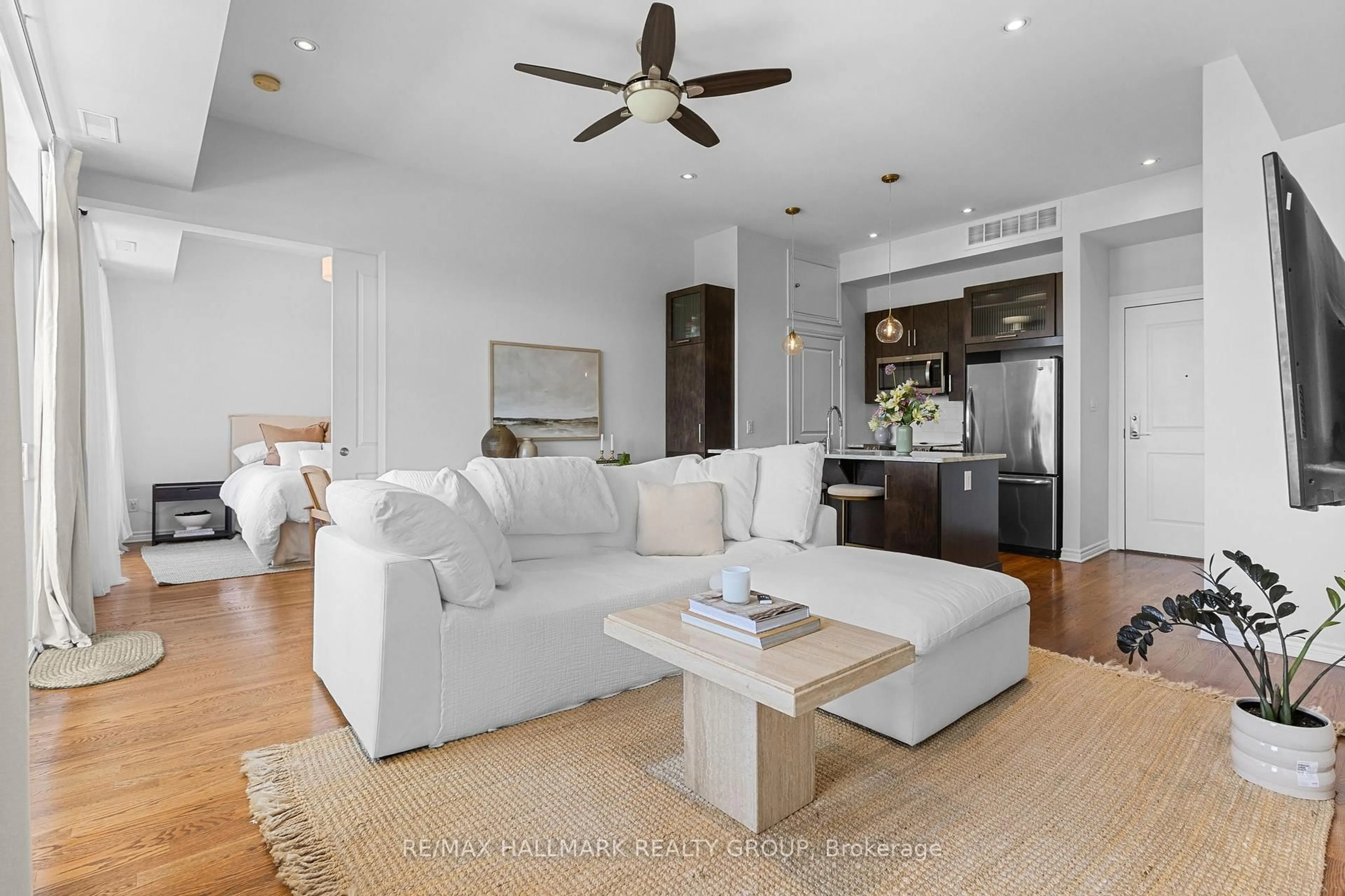 Living room with furniture, unknown for 682 Churchill Ave #311, Ottawa Ontario K1Z 5G5