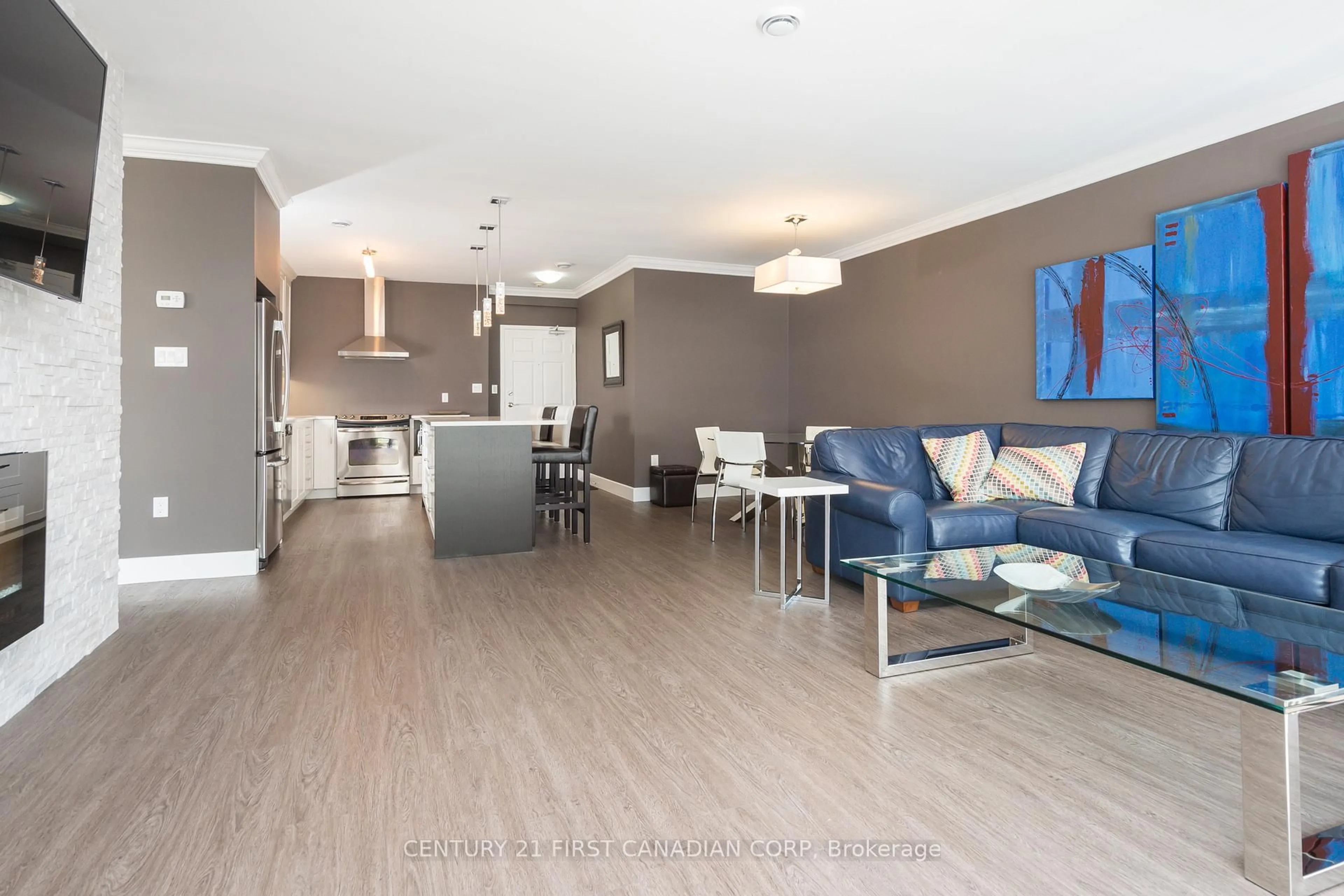 Unknown for 544 Talbot St #904, London East Ontario N6A 0A8
