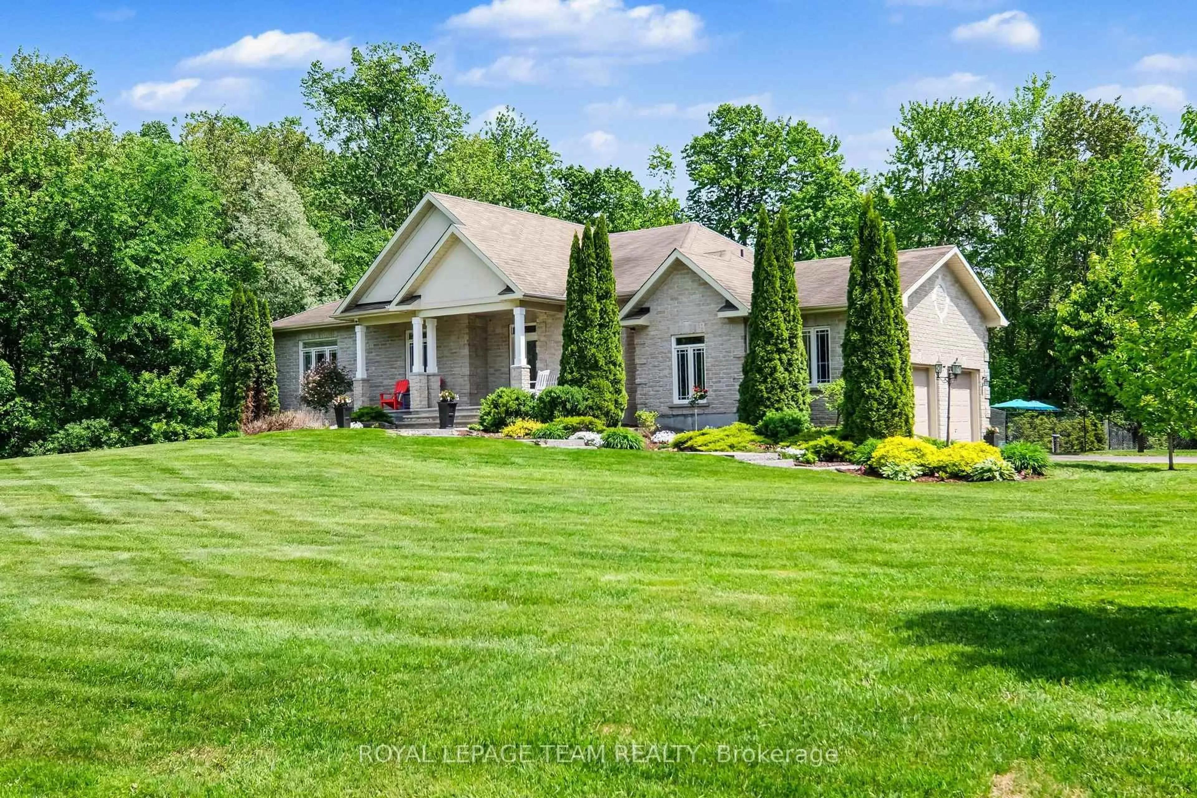 A pic from outside/outdoor area/front of a property/back of a property/a pic from drone, mountain view for 1650 Reindeer Way, Ottawa Ontario K4P 0A2