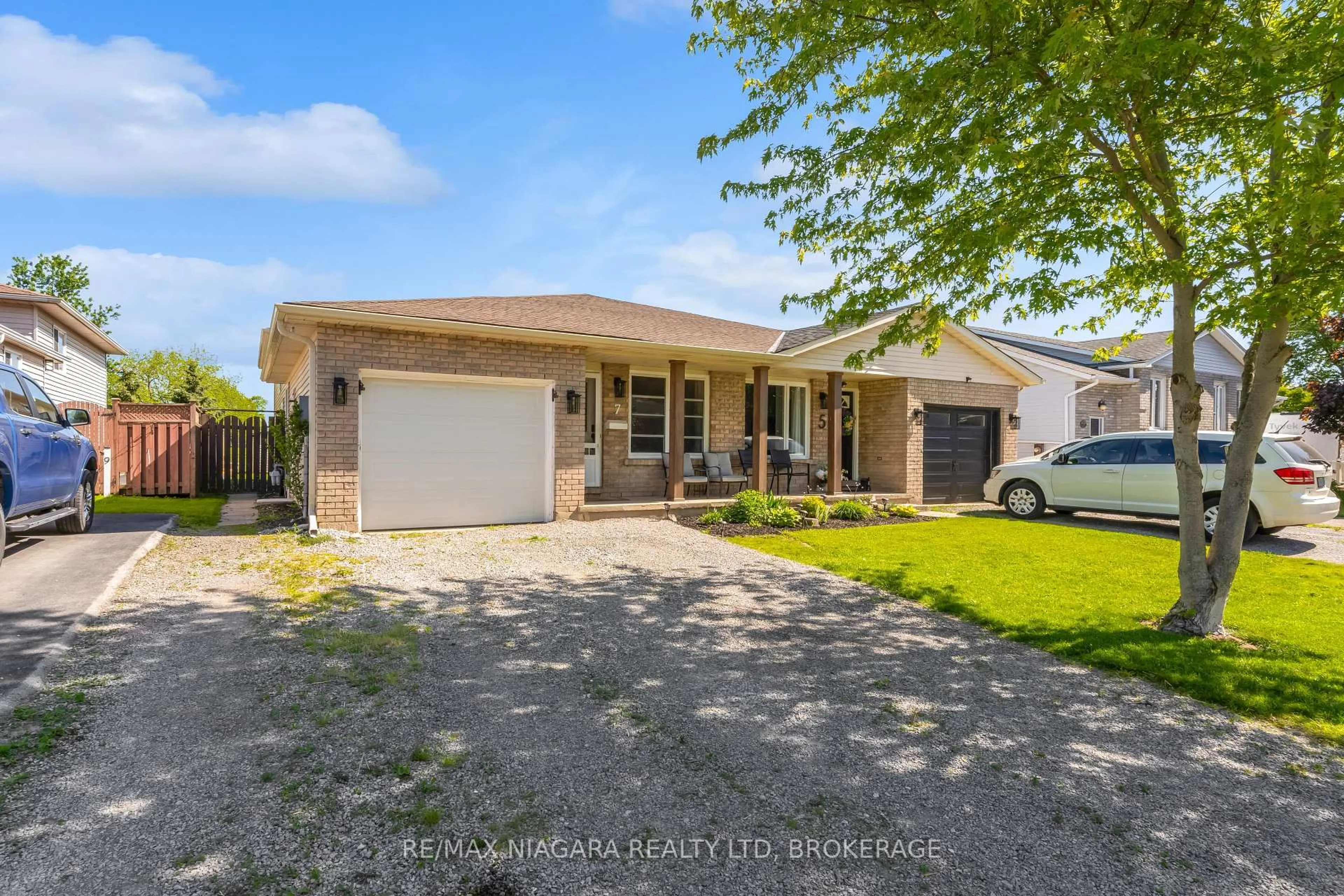 Unknown for 7 Hillcrest Rd, Port Colborne Ontario L3K 6B2