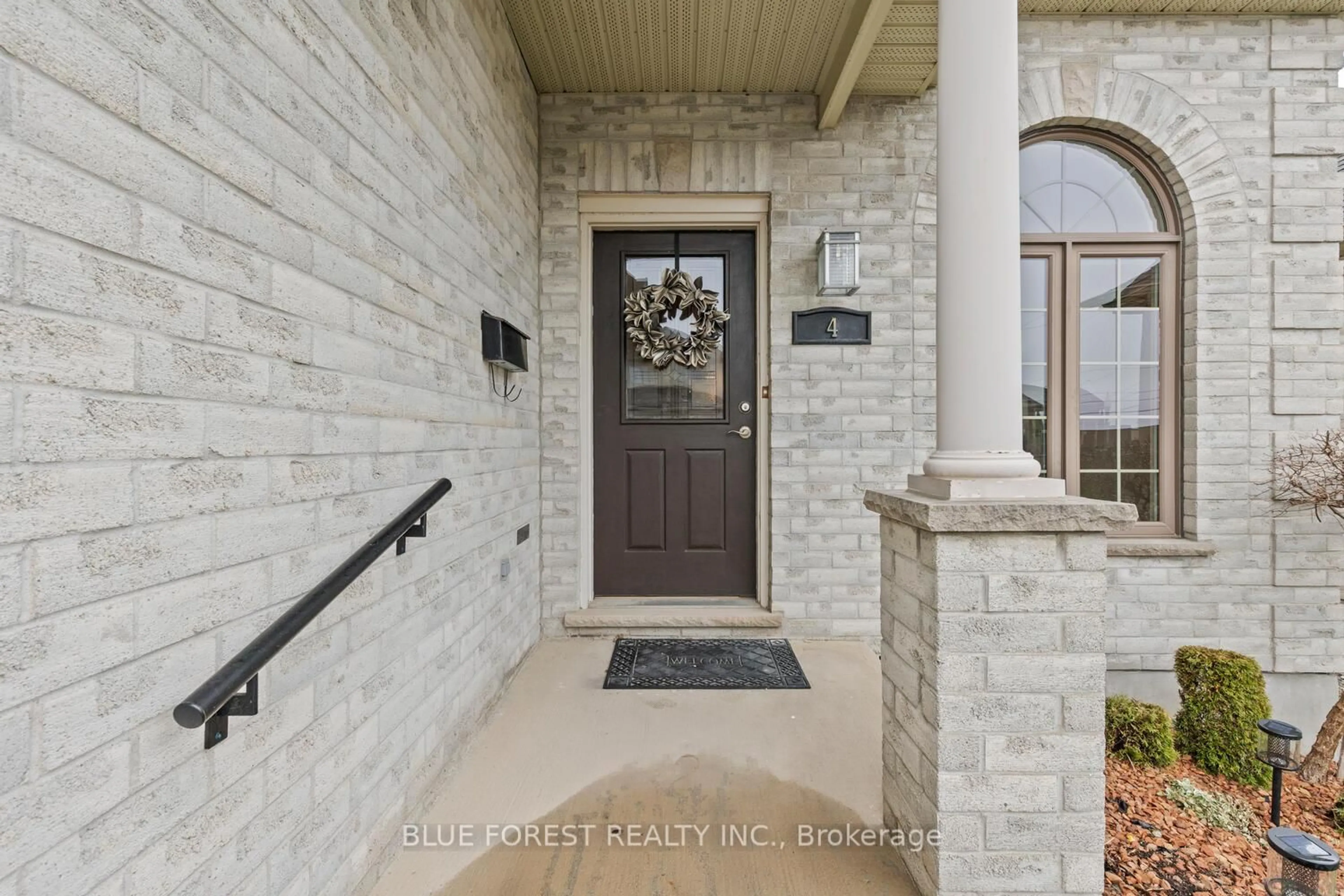 Unknown for 2615 Colonel Talbot Rd #4, London South Ontario N6K 5B4