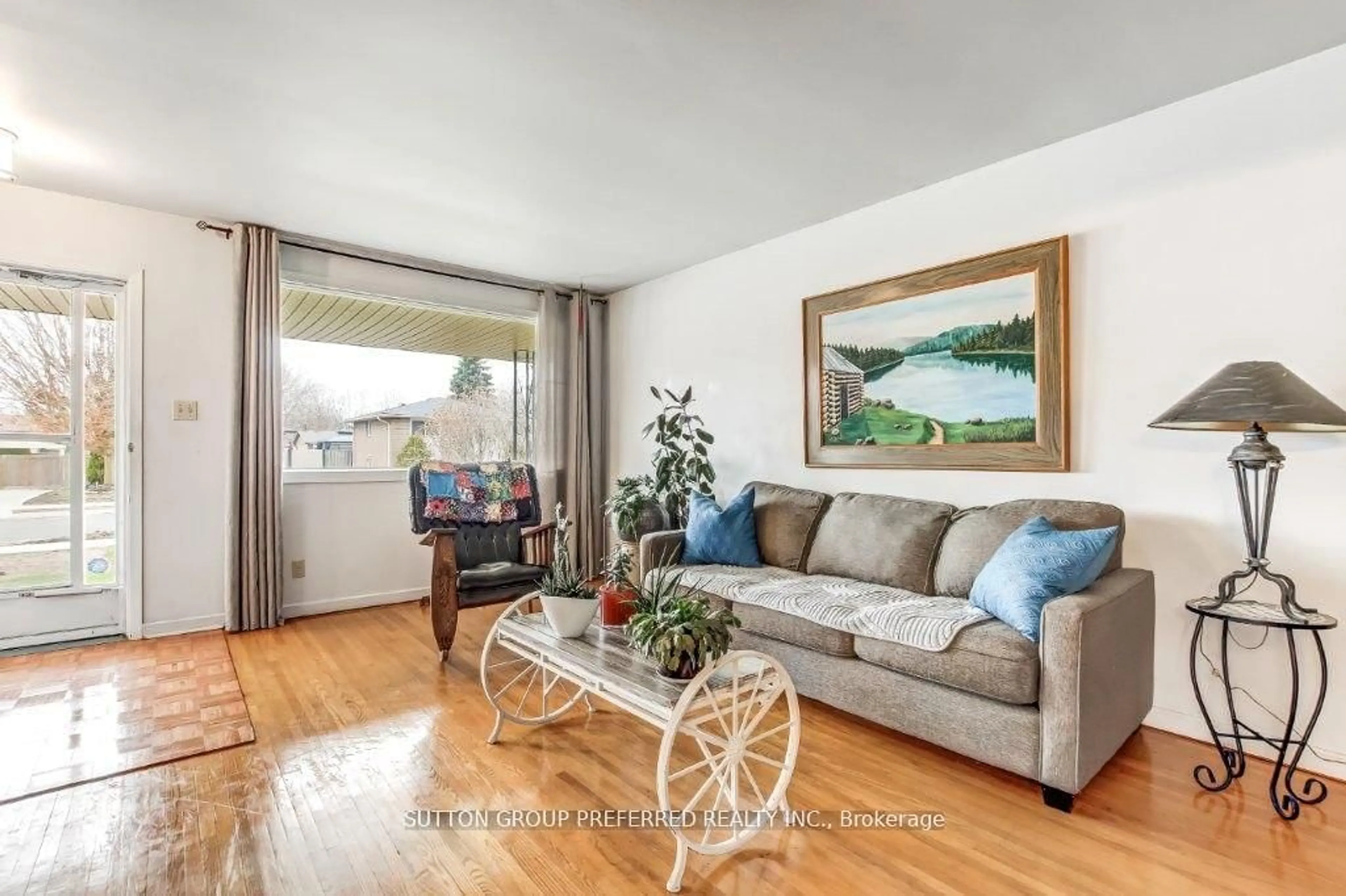 Unknown for 34 Wexford Ave, London East Ontario N5V 1L7