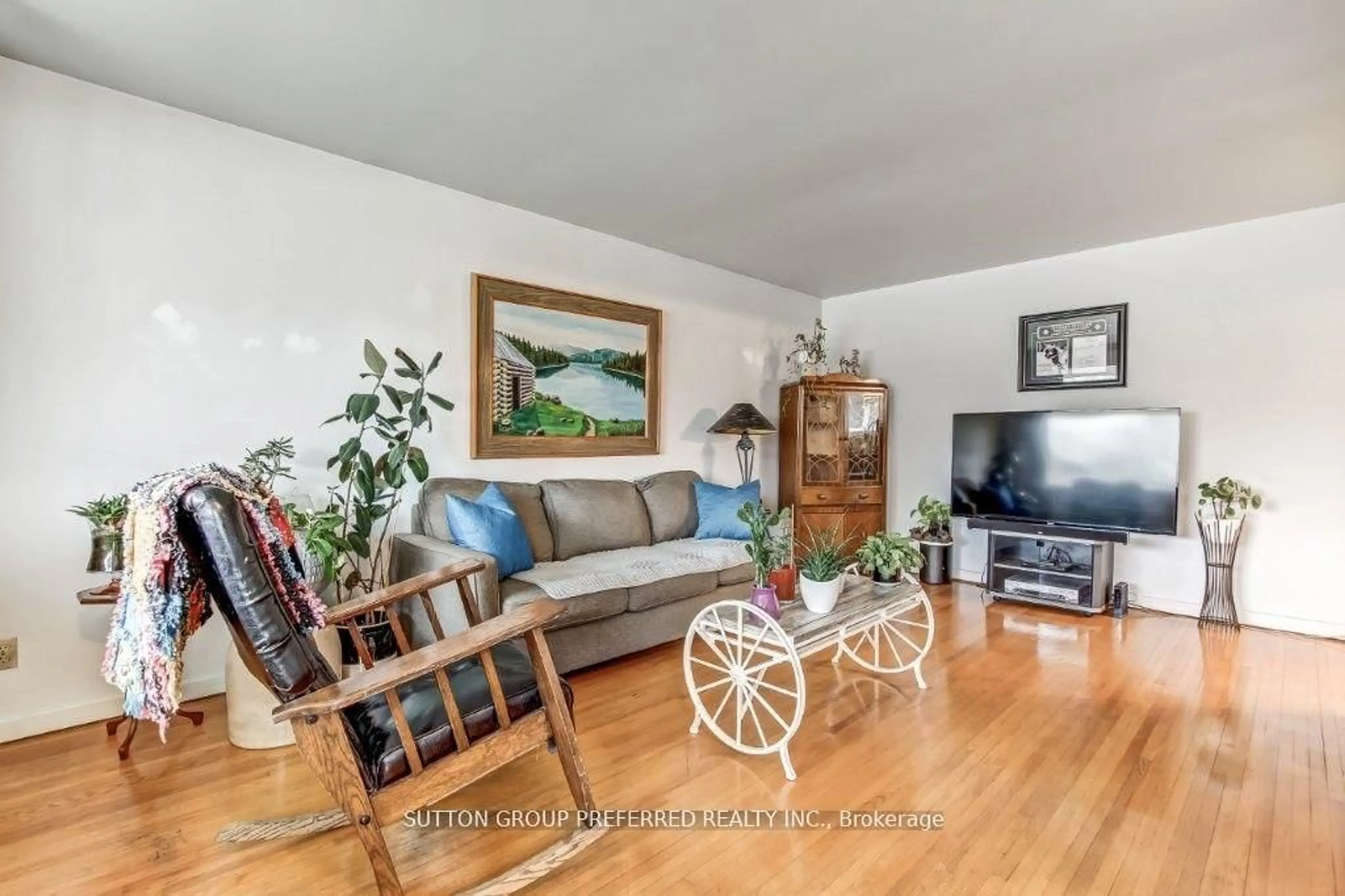 Unknown for 34 Wexford Ave, London East Ontario N5V 1L7