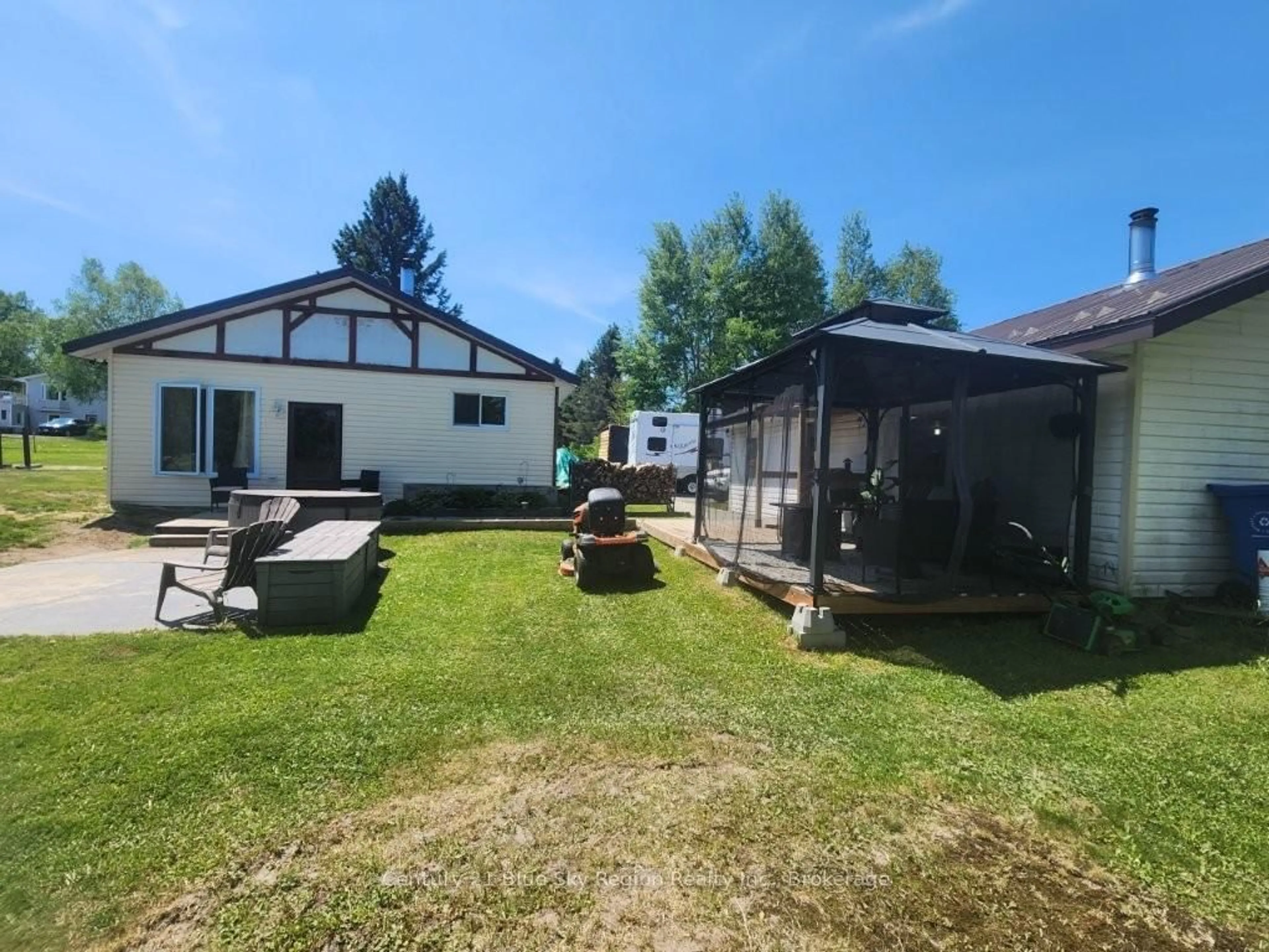 Unknown for 747 Derland Rd, East Ferris Ontario P0H 1K0
