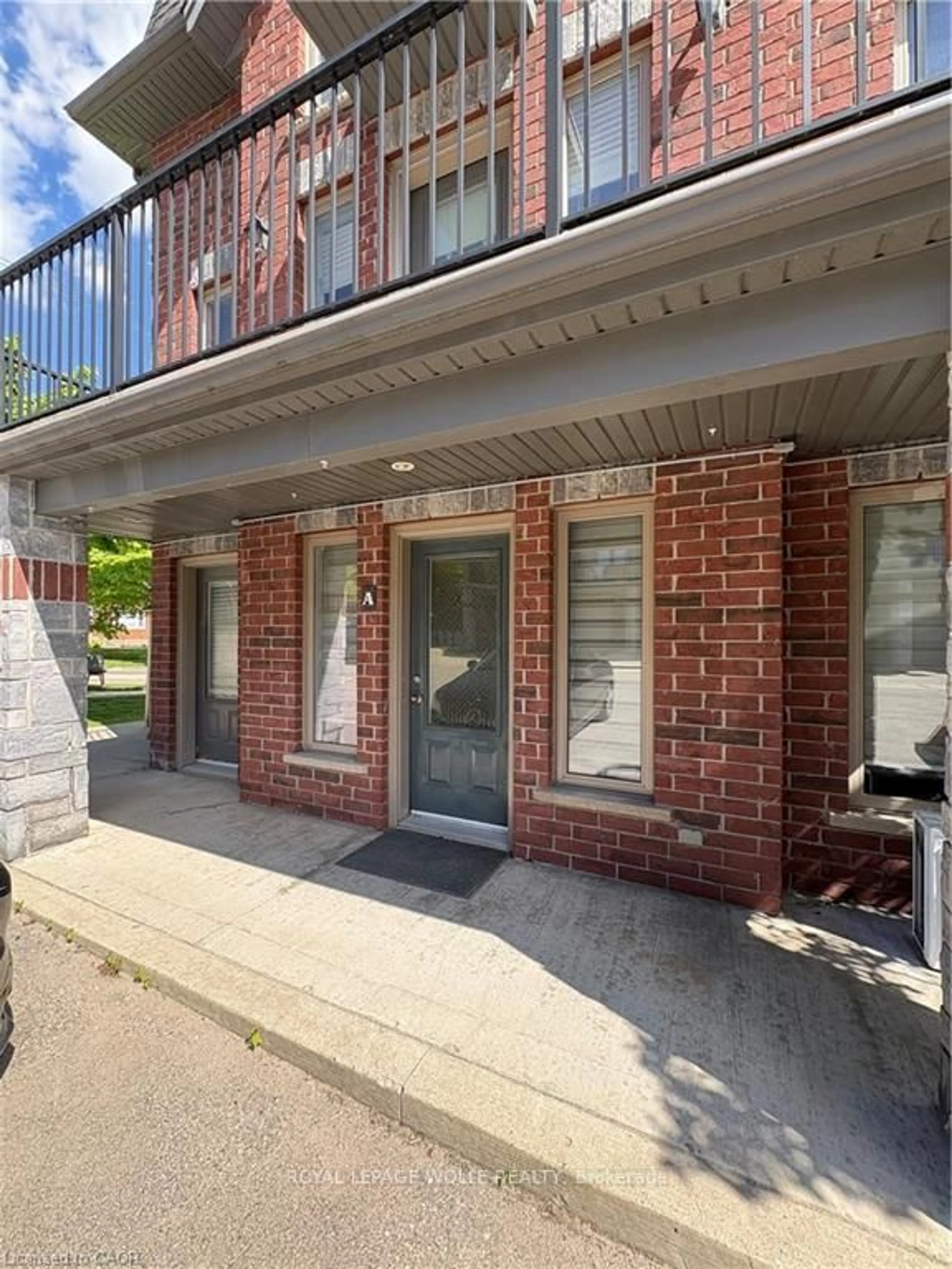 Unknown for 489 East Ave #A, Kitchener Ontario N2H 0A8