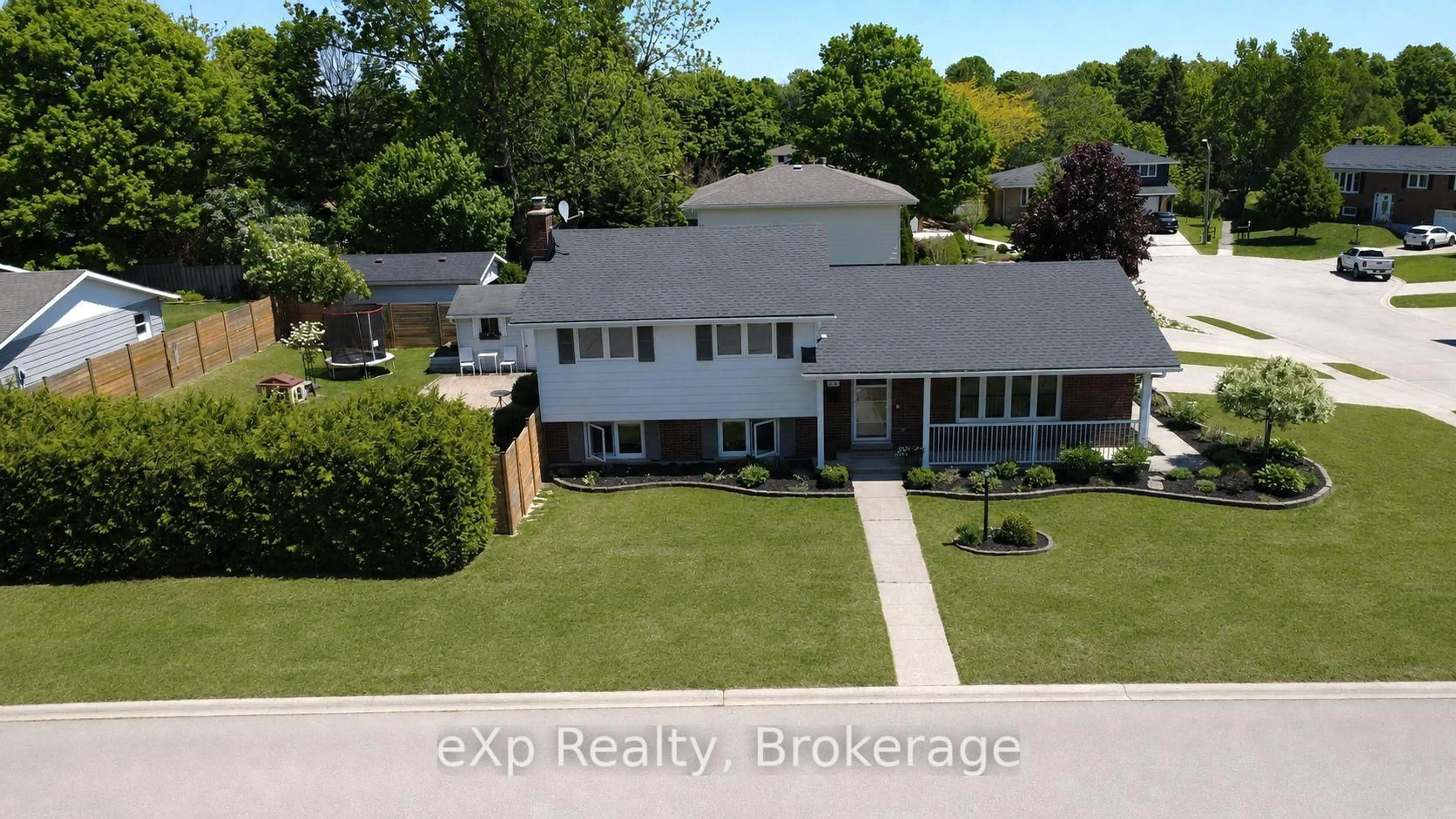 Unknown for 543 THEDE Dr, Saugeen Shores Ontario N0H 2C4