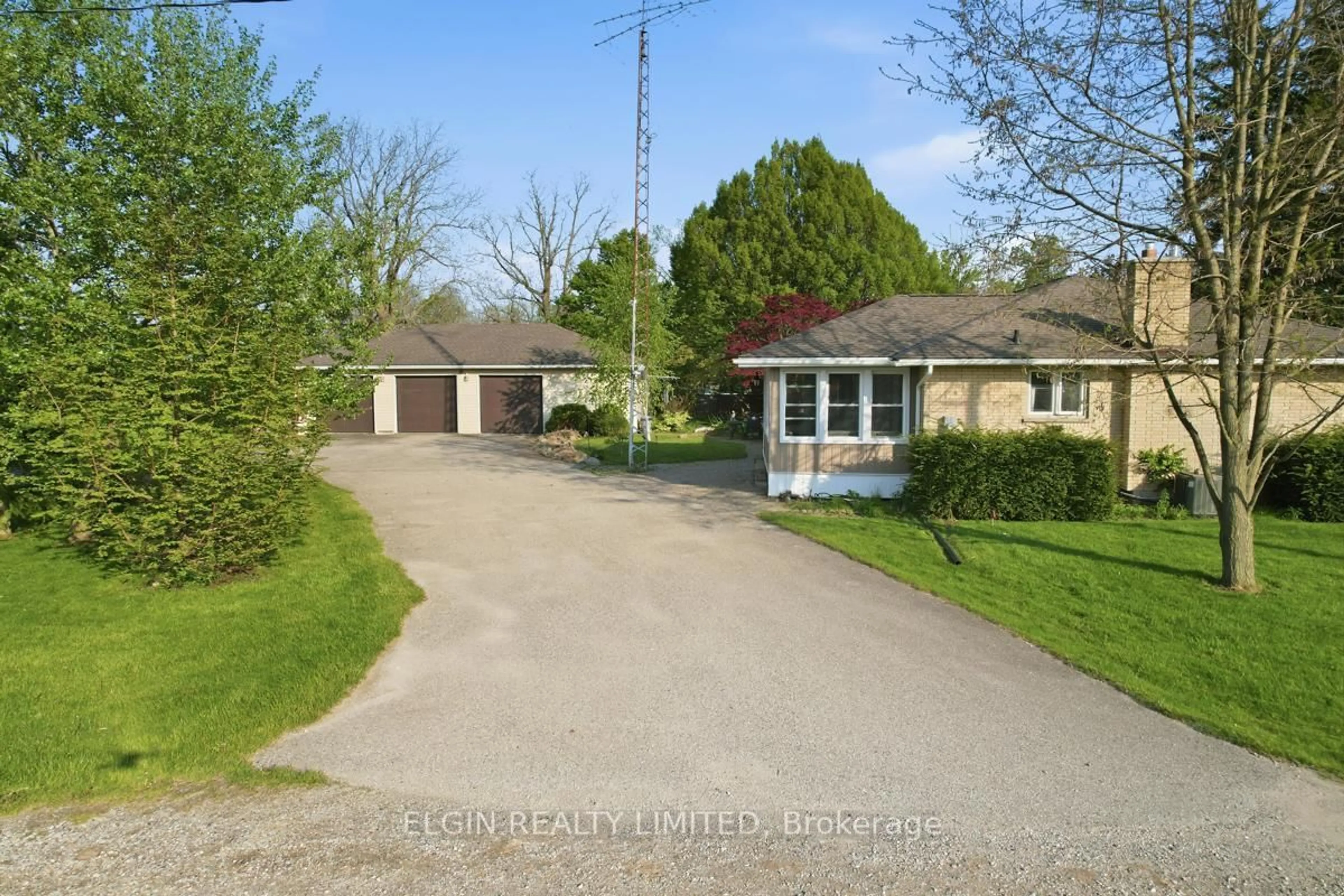 Unknown for 9022 Iona Rd, Southwold Ontario N0L 1P0