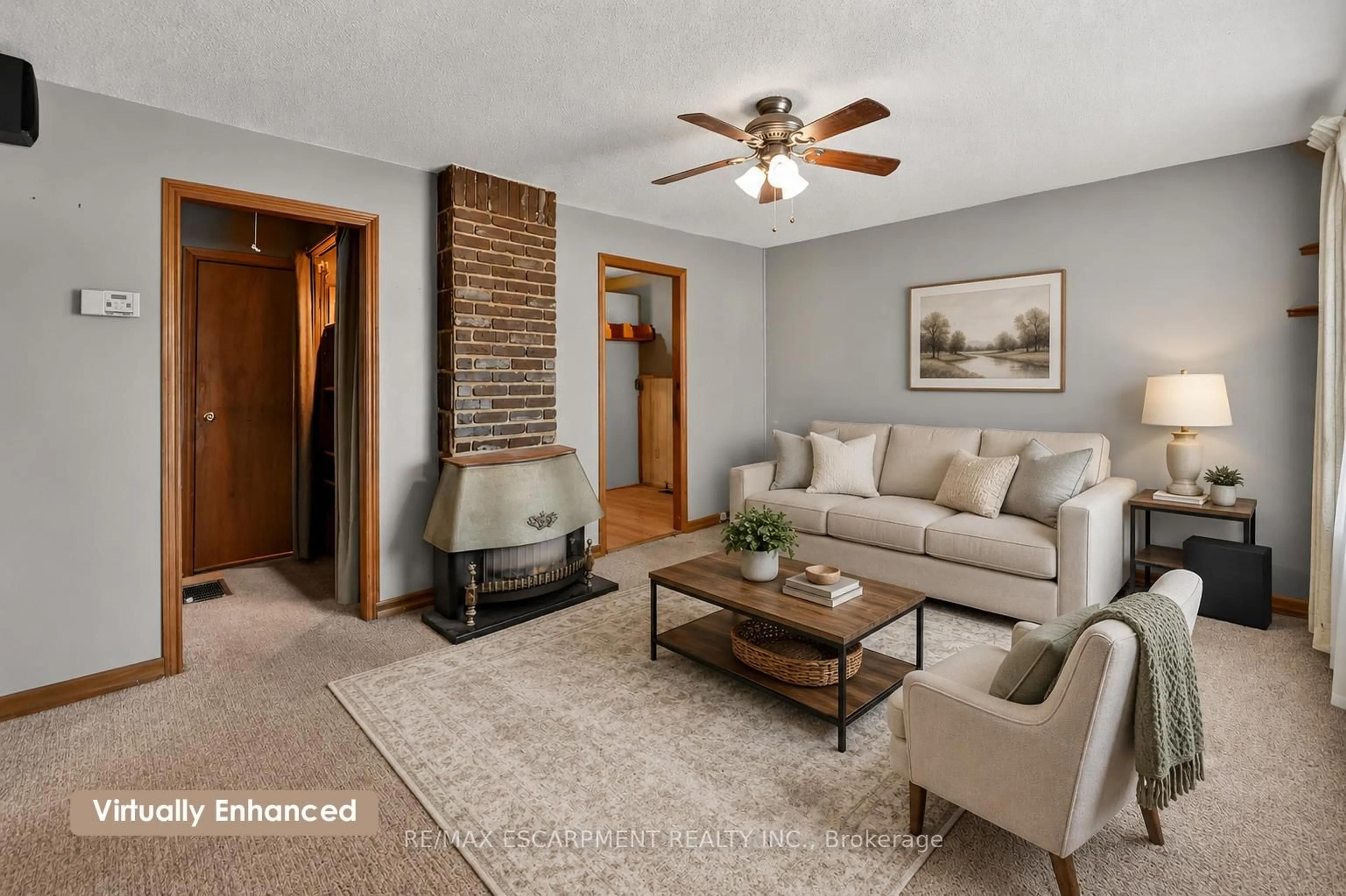 Living room with furniture, unknown for 80 Walter Ave, Hamilton Ontario L8H 5P7
