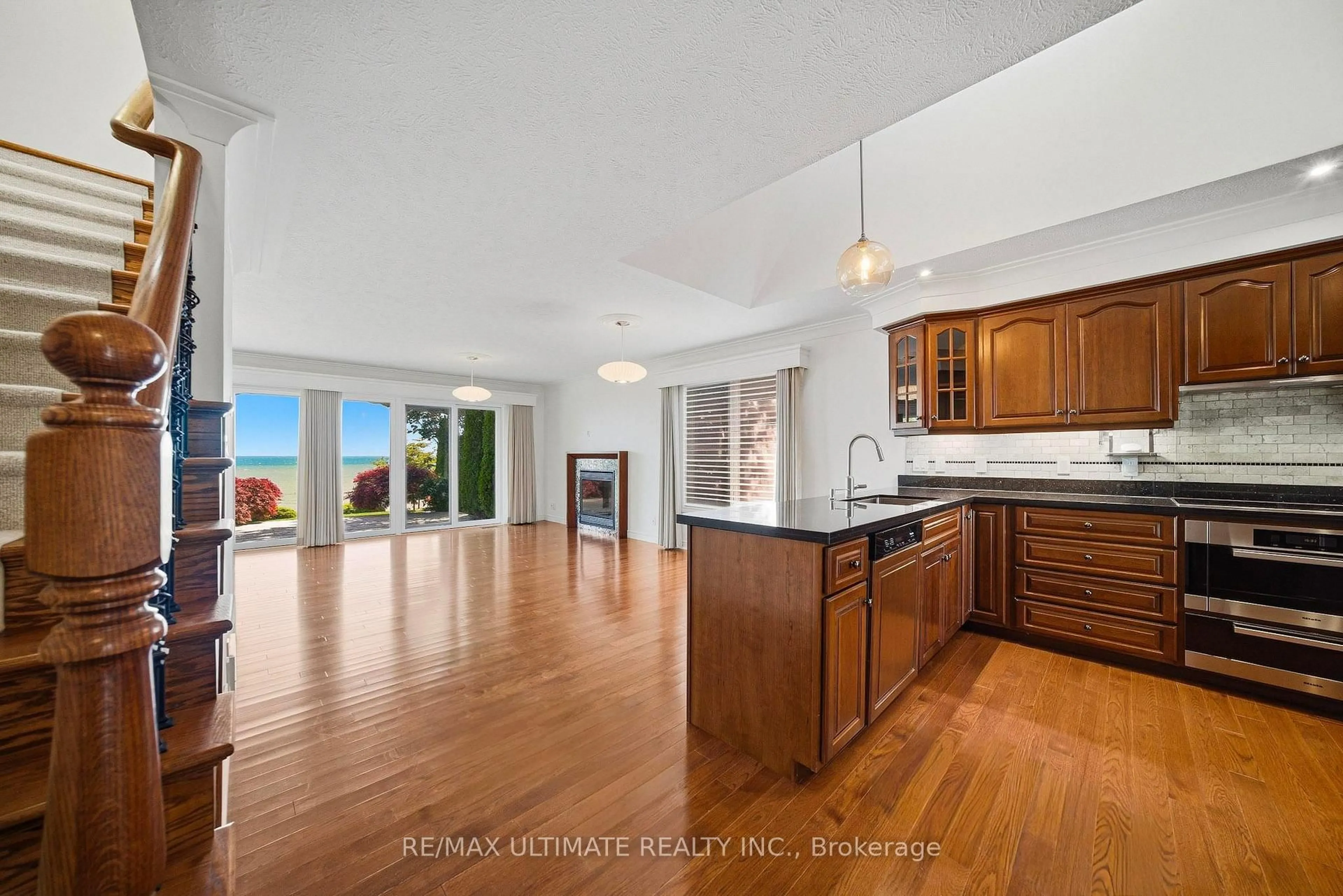 Open concept kitchen, ceramic/tile floor for 104 Brown St, Norfolk Ontario N0A 1N7