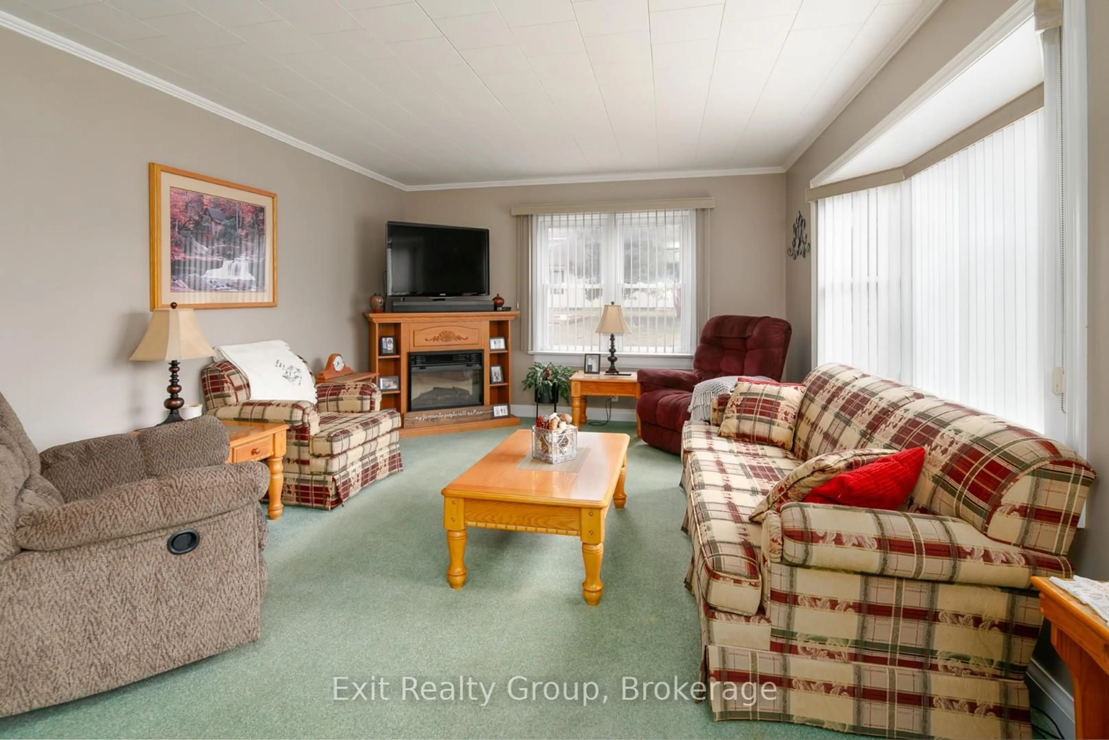Living room with furniture, unknown for 2775 County Rd 40, Quinte West Ontario K0K 3M0
