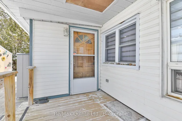 311 Dundas St #31, Quinte West 3