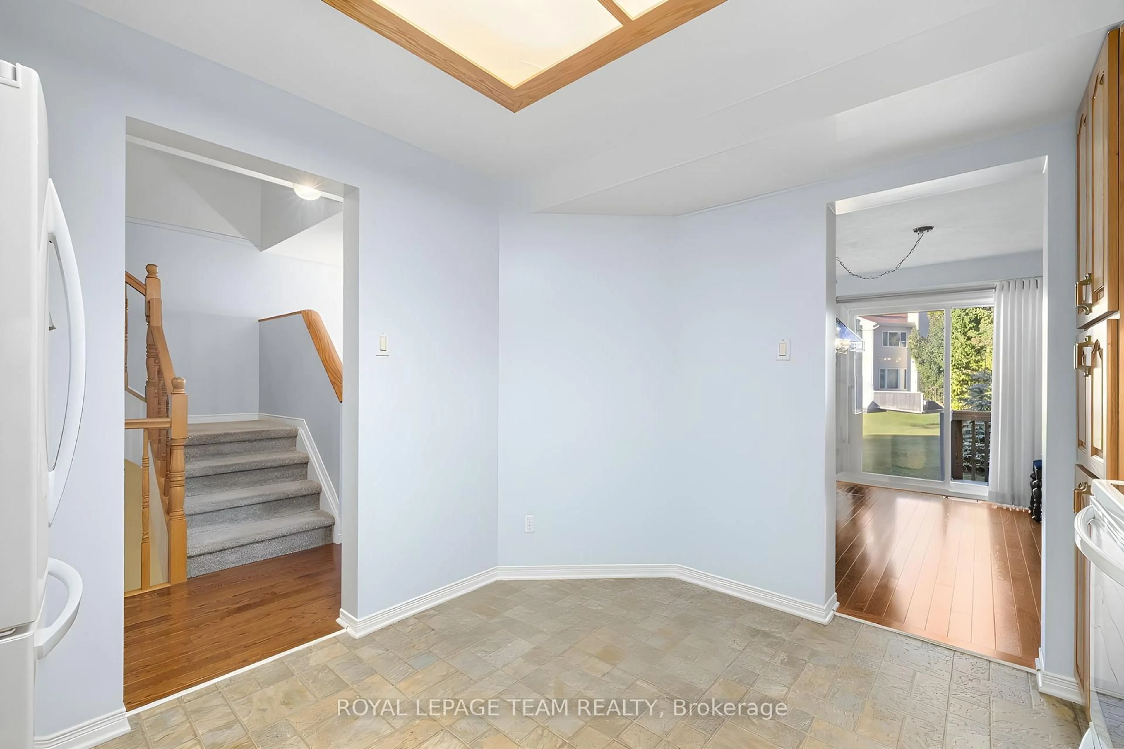 Unknown for 68 Grandcourt Dr #31, Ottawa Ontario K2G 5W9