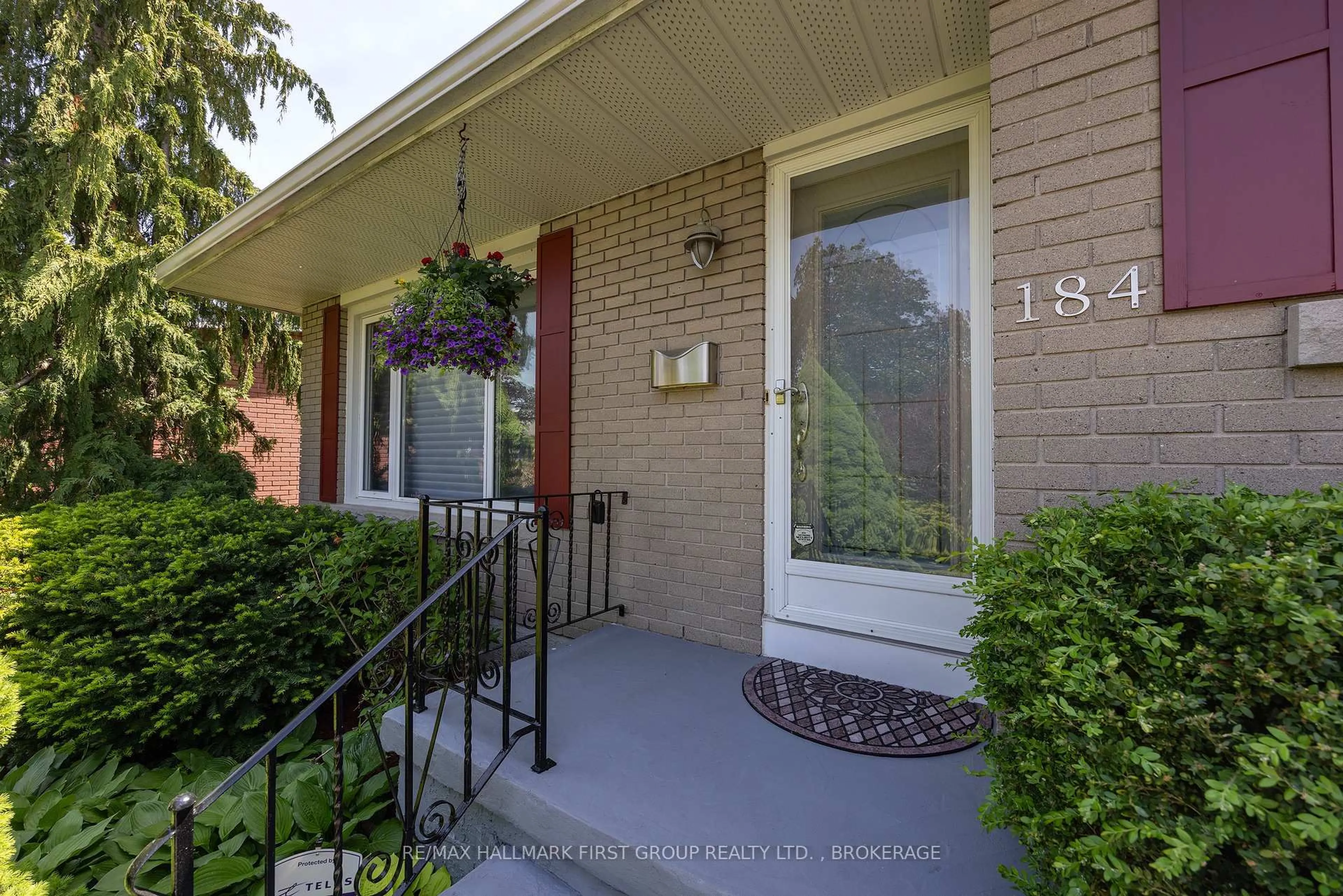 Unknown for 184 Kirkpatrick St, Kingston Ontario K7K 2P5