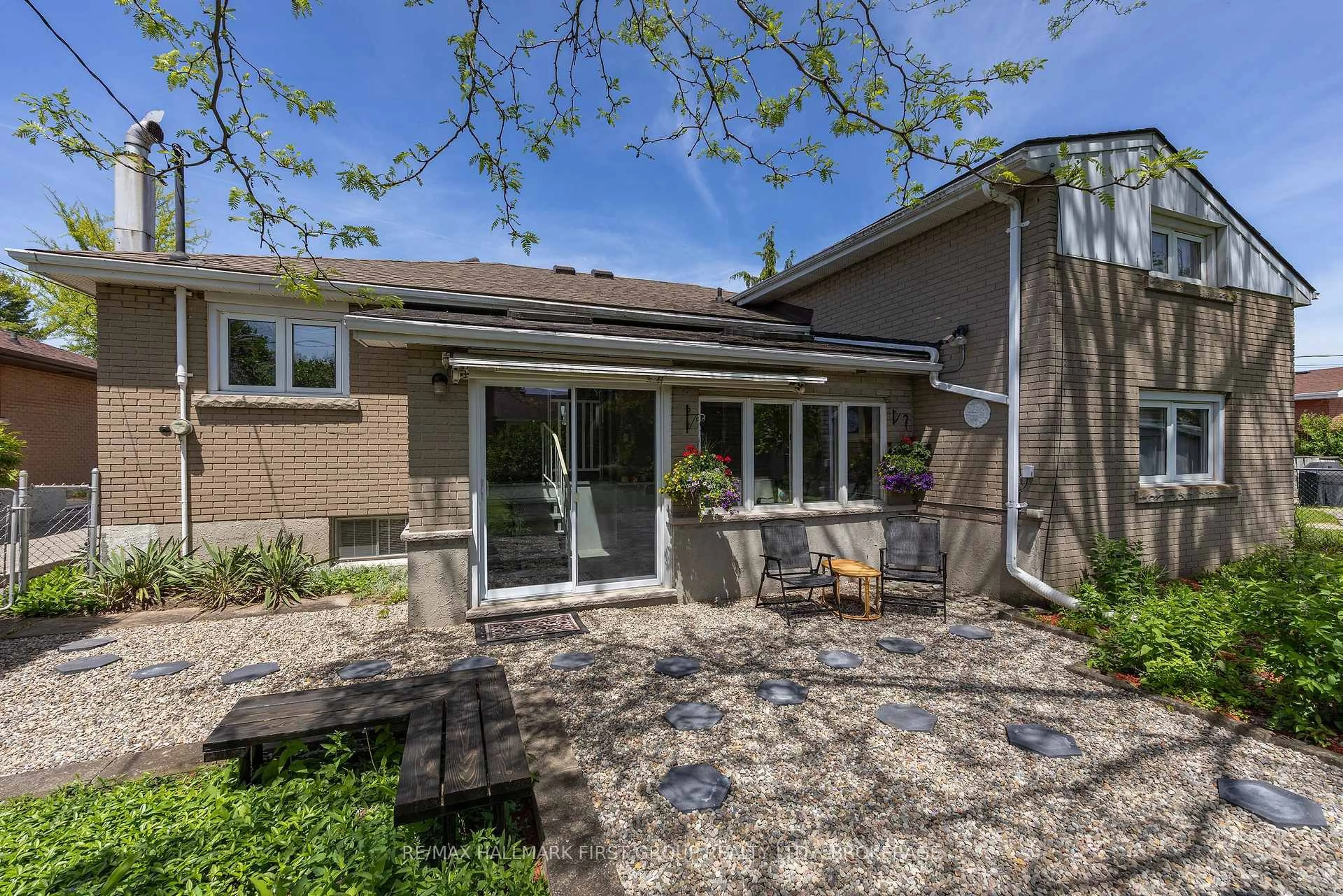 Patio, street for 184 Kirkpatrick St, Kingston Ontario K7K 2P5