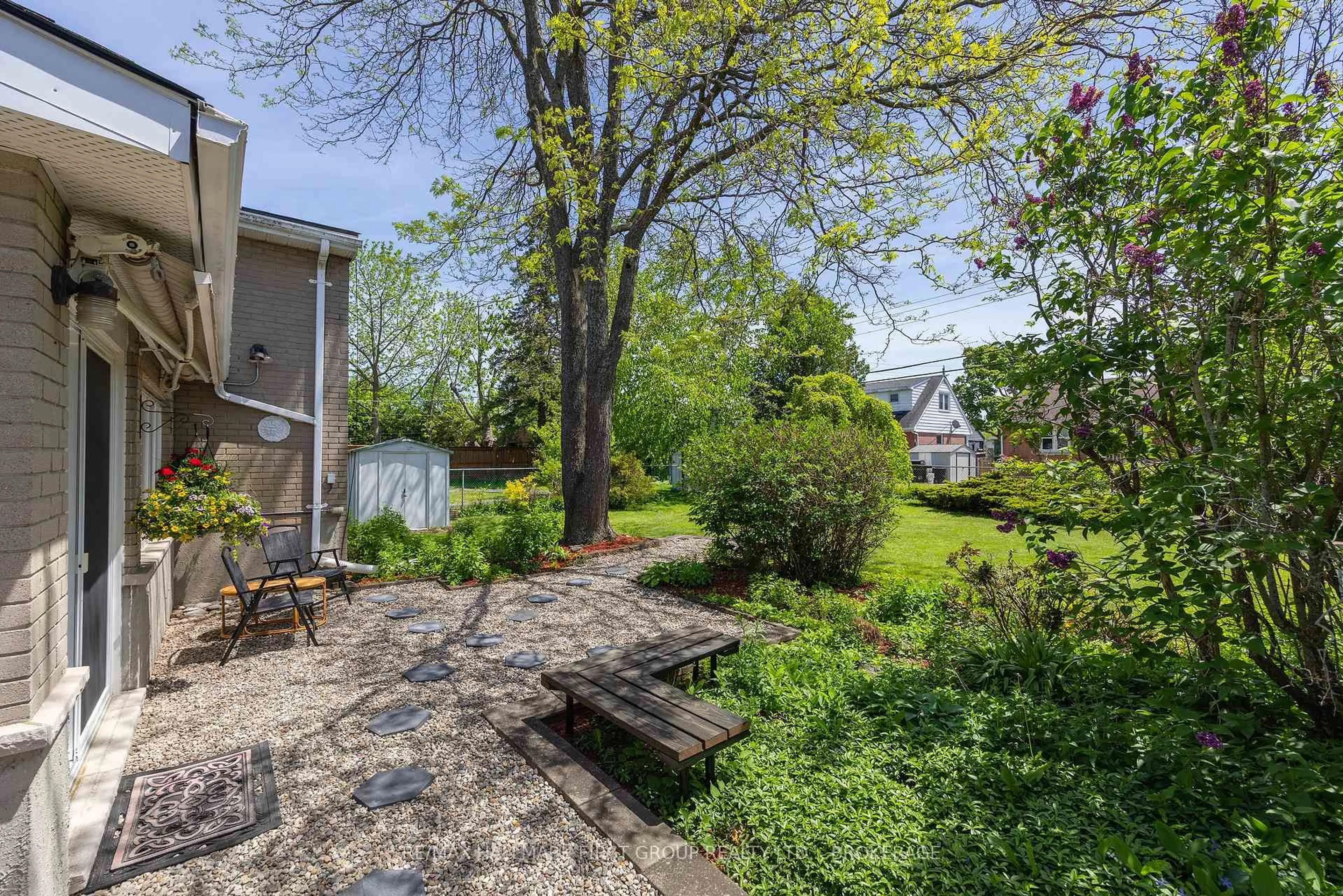 Patio, street for 184 Kirkpatrick St, Kingston Ontario K7K 2P5