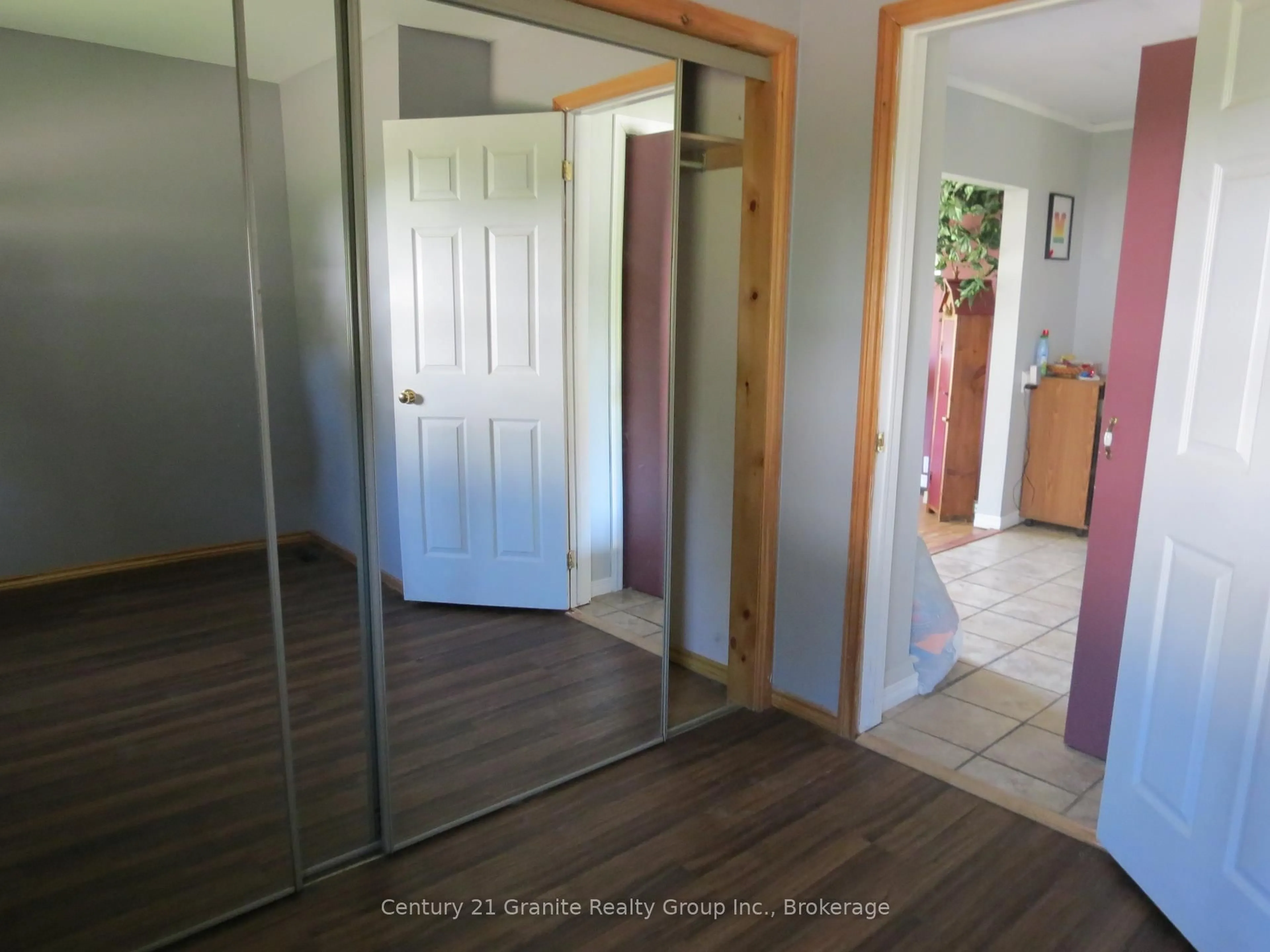 Indoor entryway for 2315 Loop Rd, Highlands East Ontario K0L 3C0