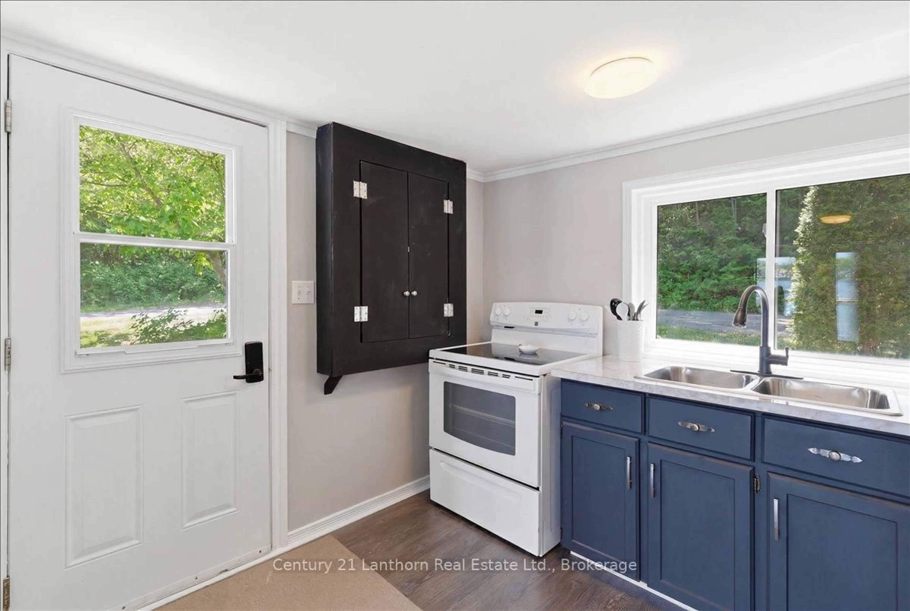 Standard kitchen, ceramic/tile floor for 144 Blakely Lane, Madoc Ontario K0K 2K0