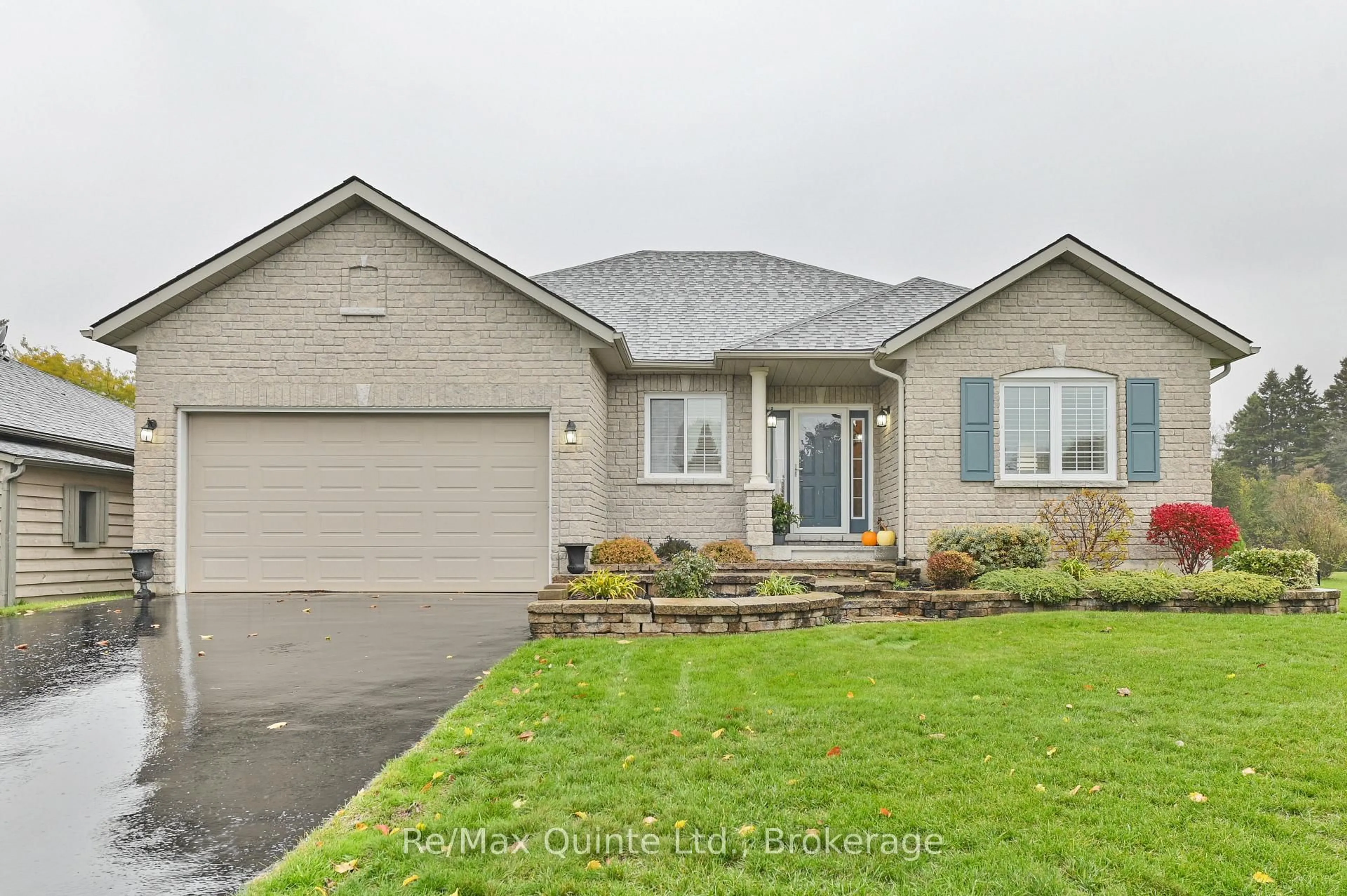 Home with brick exterior material, street for 5 Hickory Crt, Brighton Ontario K0K 1H0