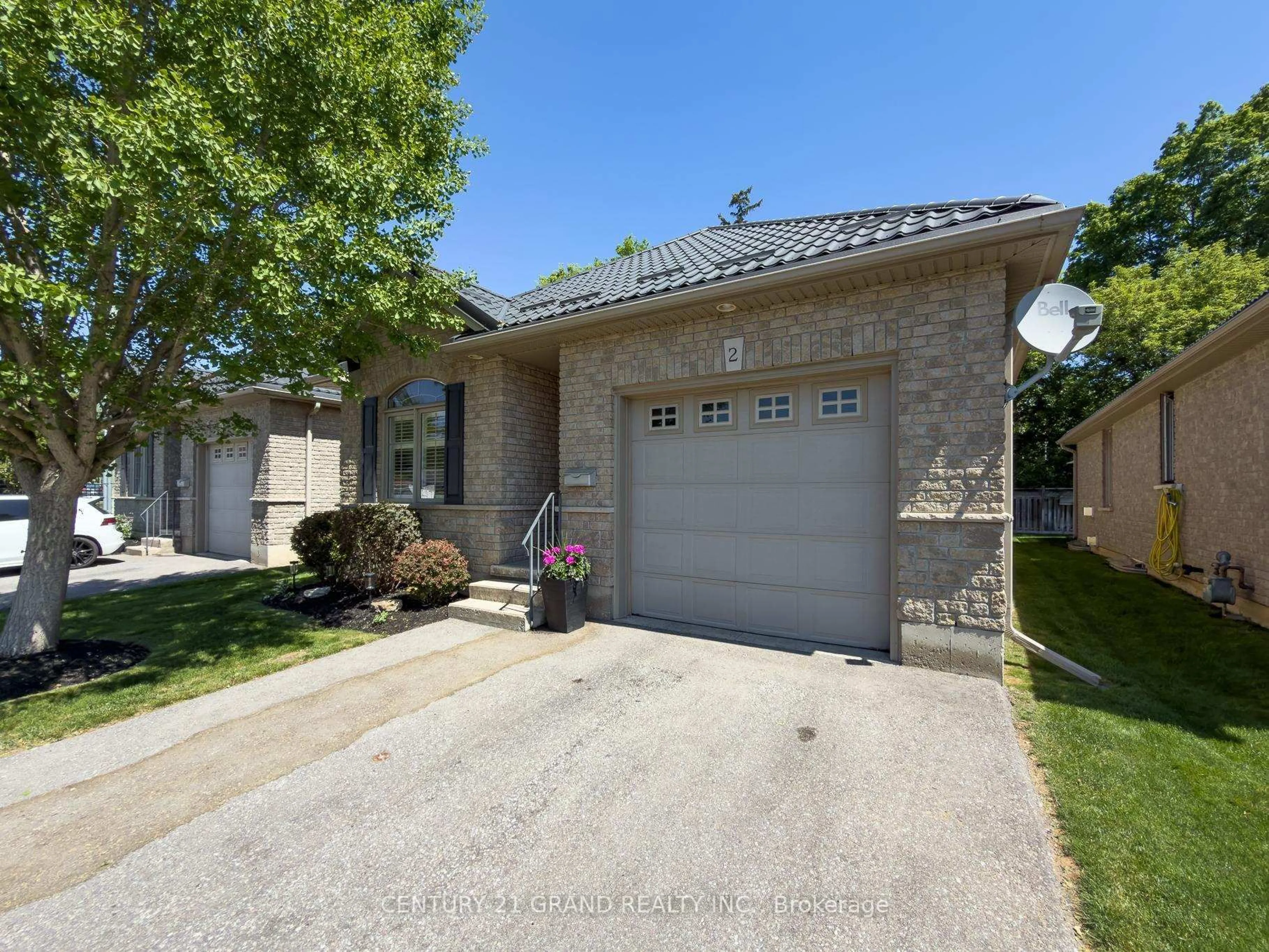 Home with brick exterior material, street for 95 North Park #2, Brantford Ontario N3R 4K2