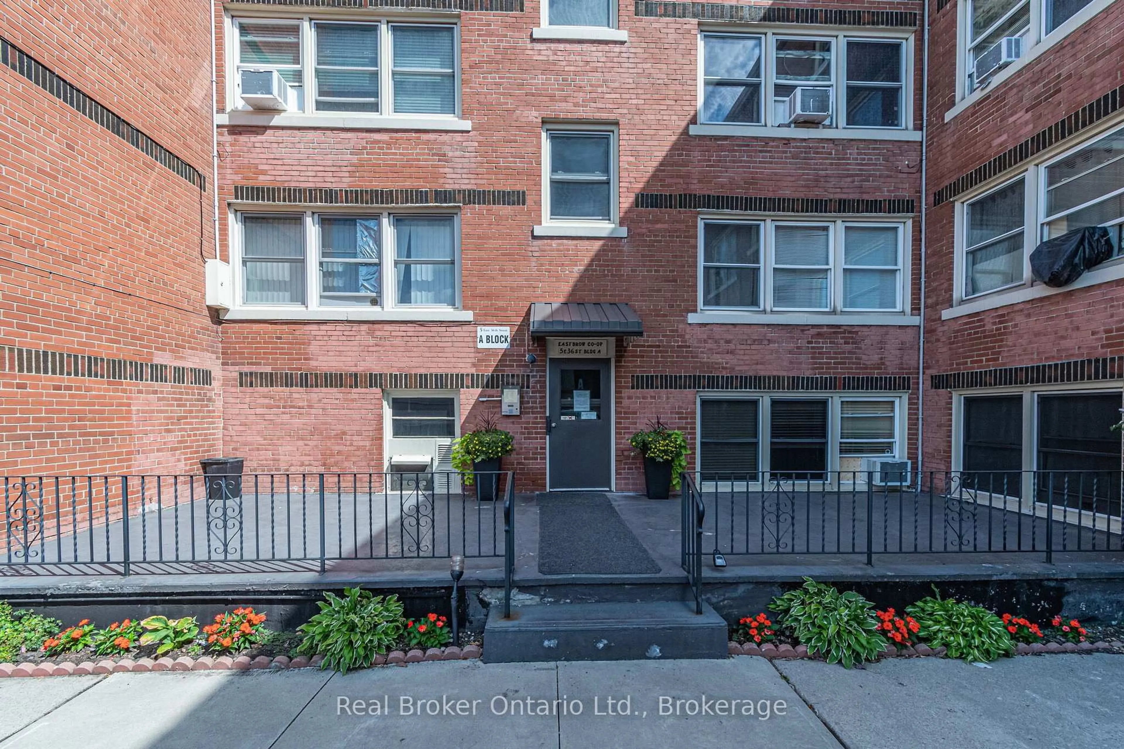 Unknown for 5 East 36th St #3A, Hamilton Ontario L8V 3Y6