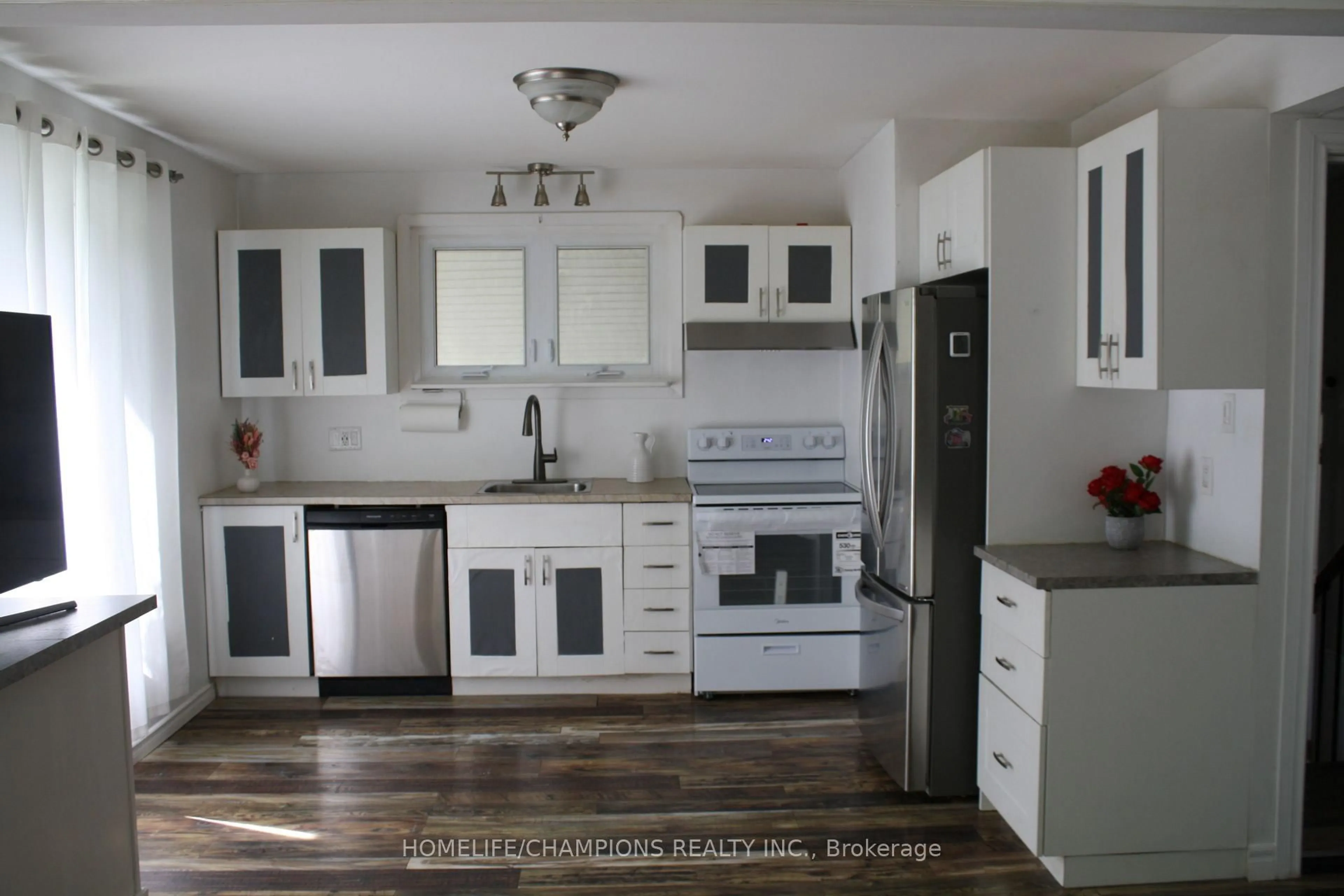 Open concept kitchen, unknown for 711 OTONABEE Dr, Peterborough Ontario K9J 7P8