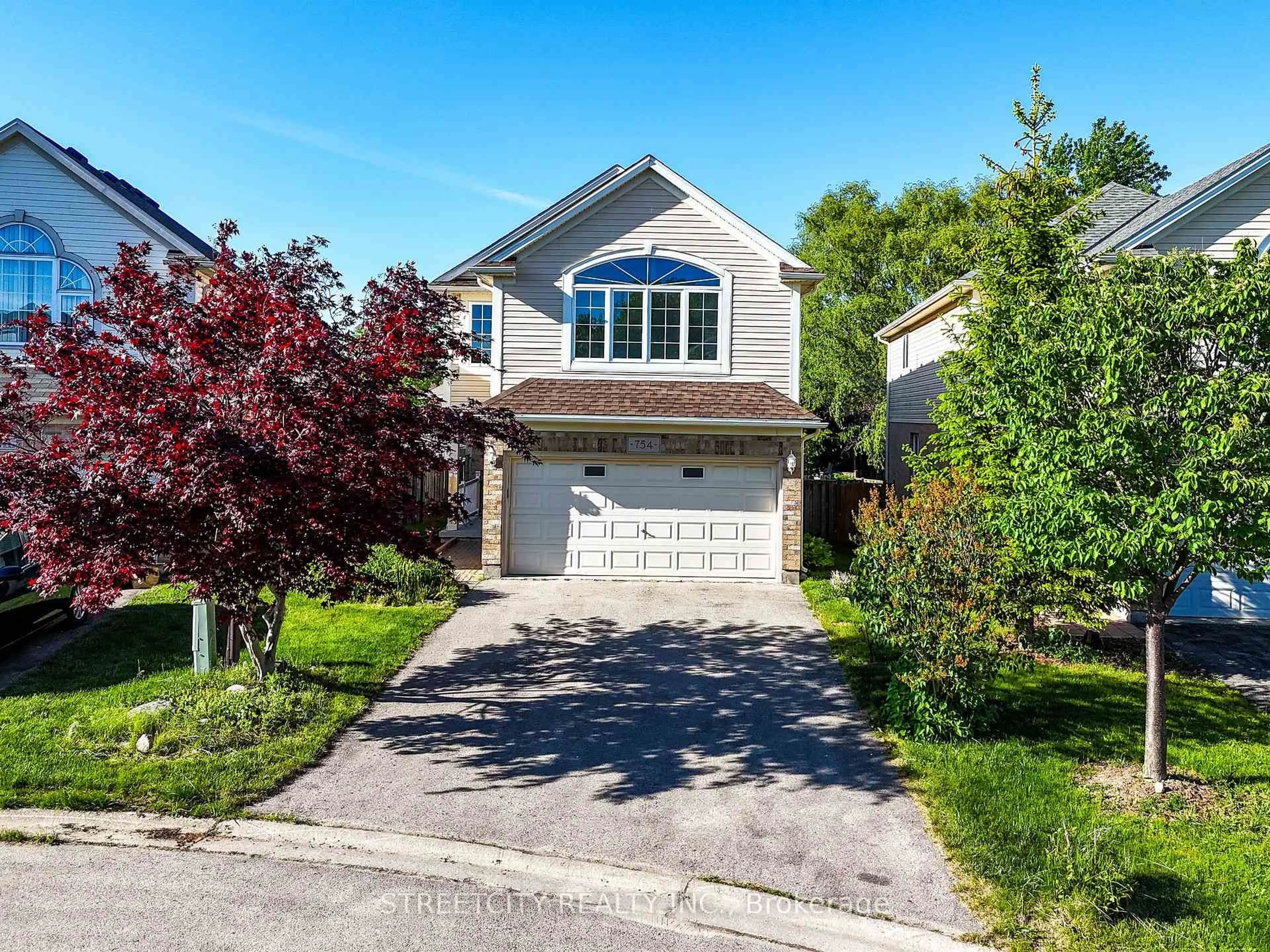 Unknown for 754 Hedgerow Pl, London North Ontario N5X 4L6