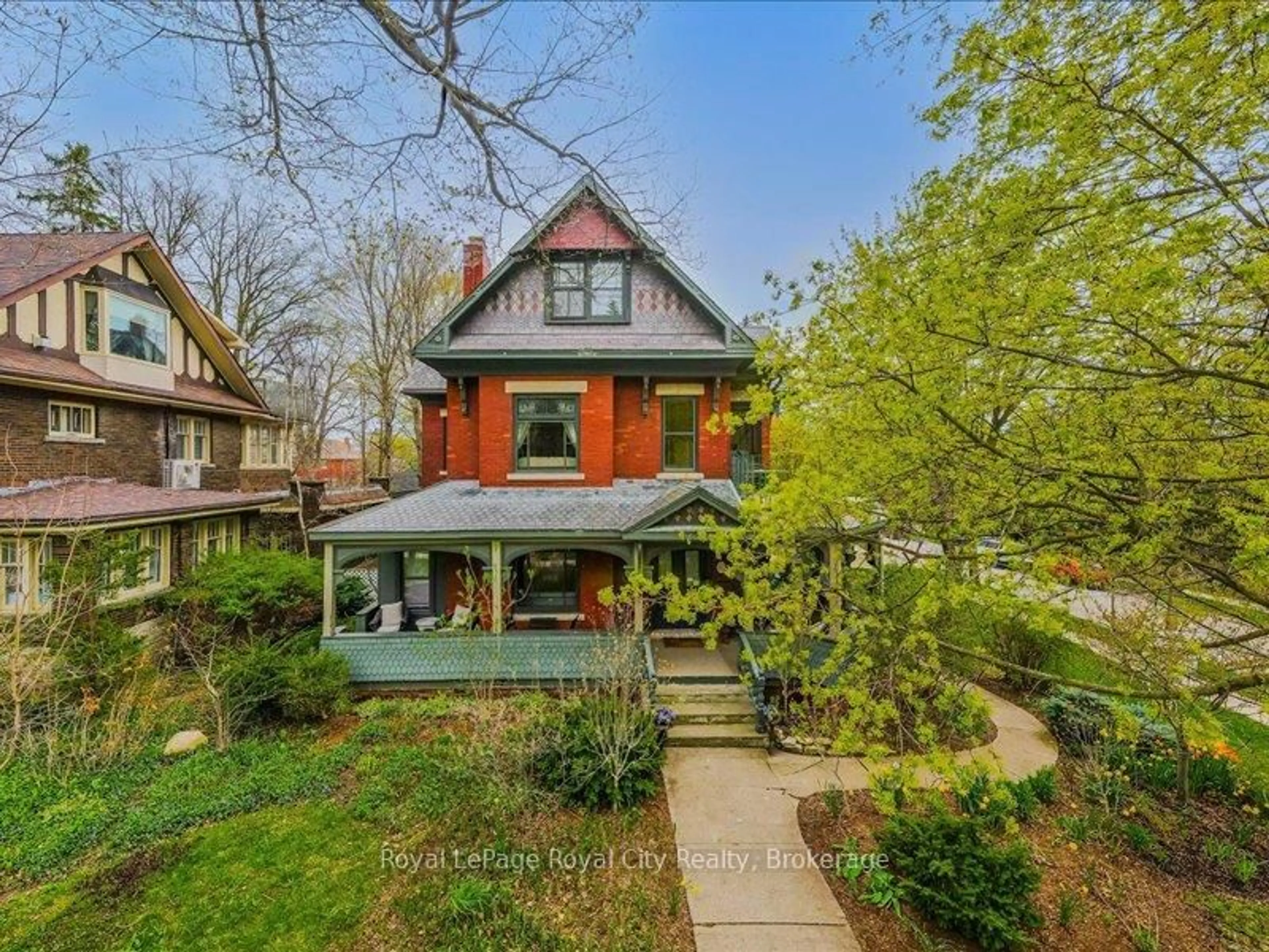 Home with brick exterior material, street for 80 London Rd, Guelph Ontario N1H 2B7