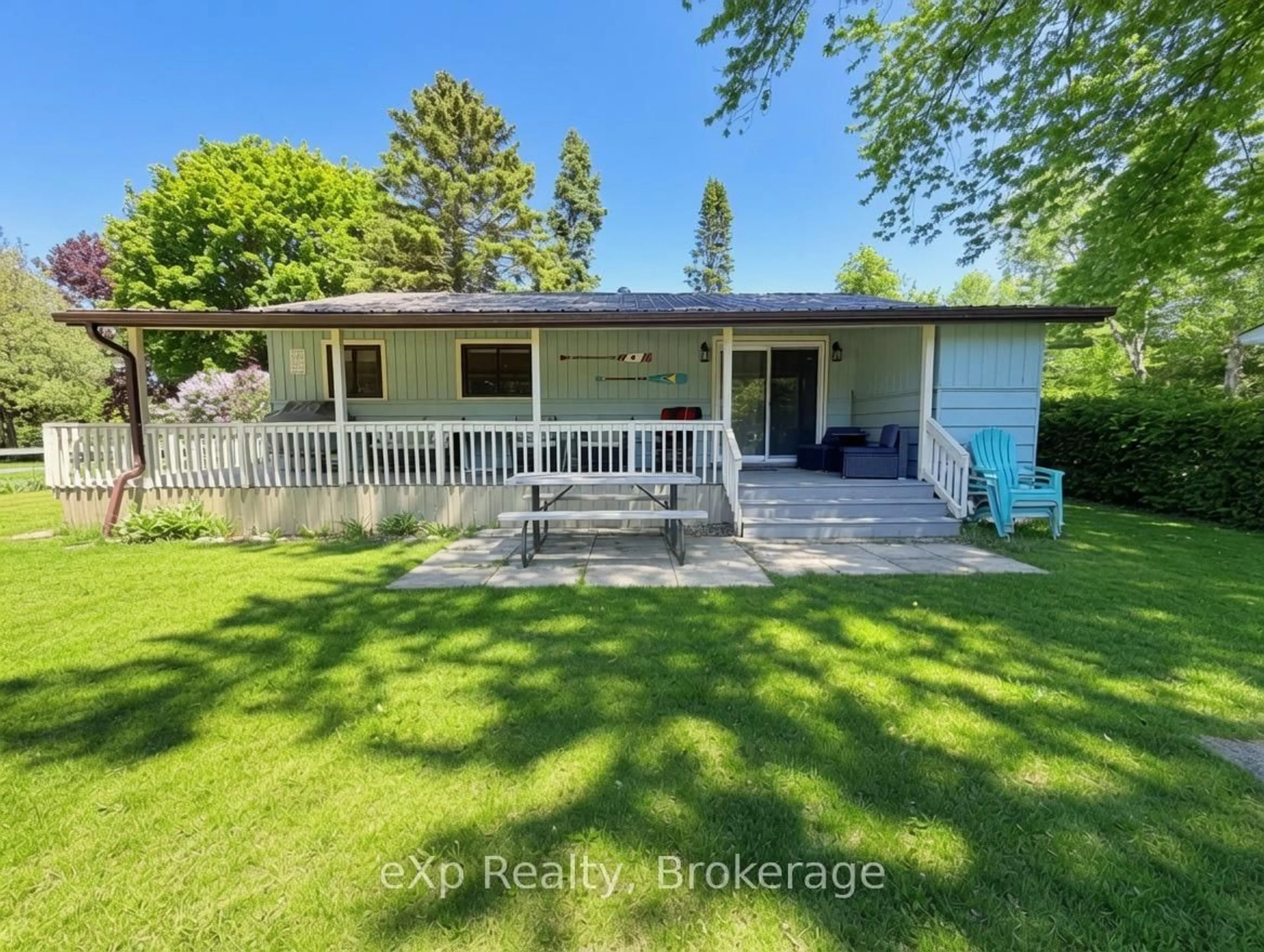 A pic from outside/outdoor area/front of a property/back of a property/a pic from drone, unknown for 240 Bay St, Saugeen Shores Ontario N0H 2L0