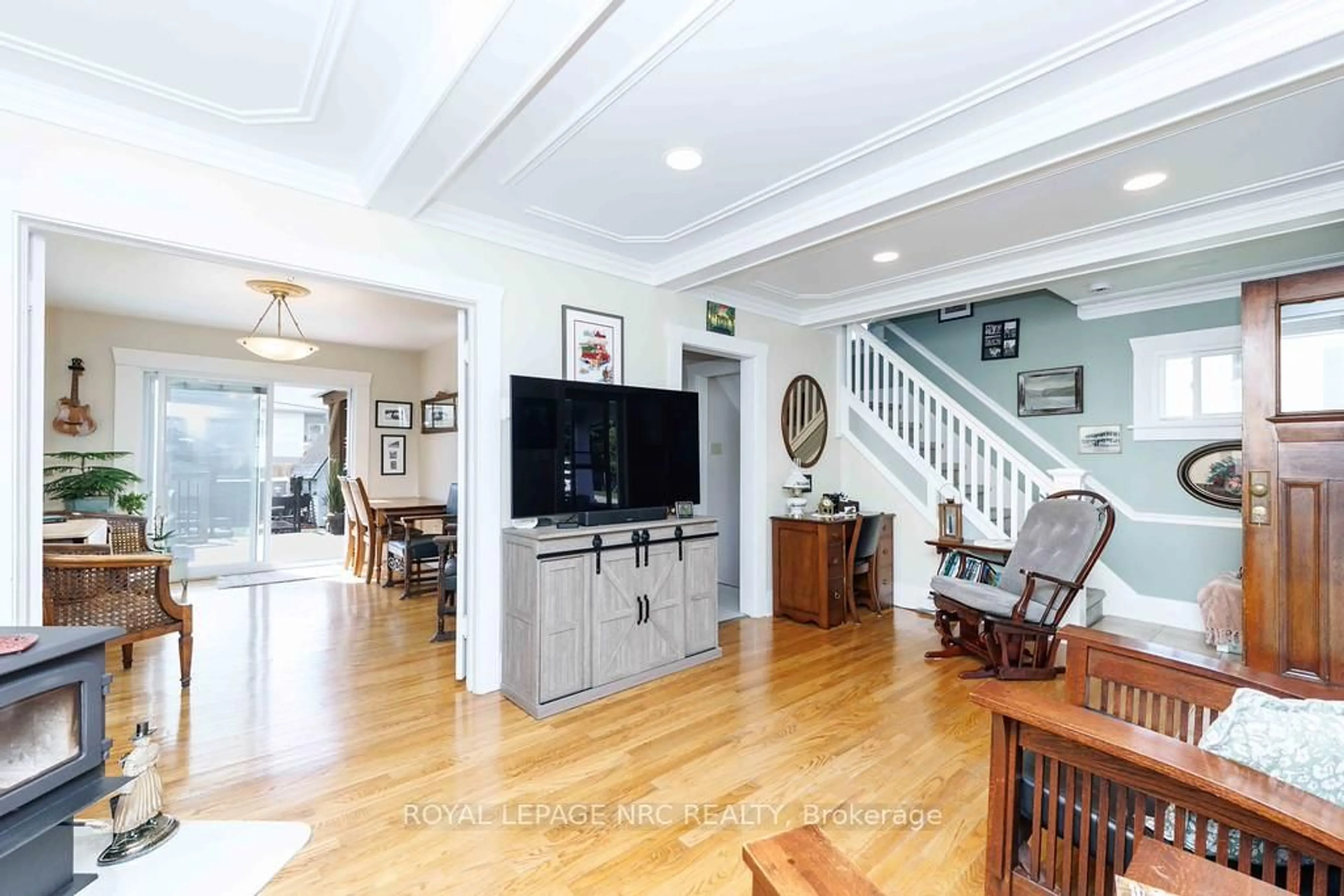 Unknown for 888 Steele St, Port Colborne Ontario L3K 4Z6