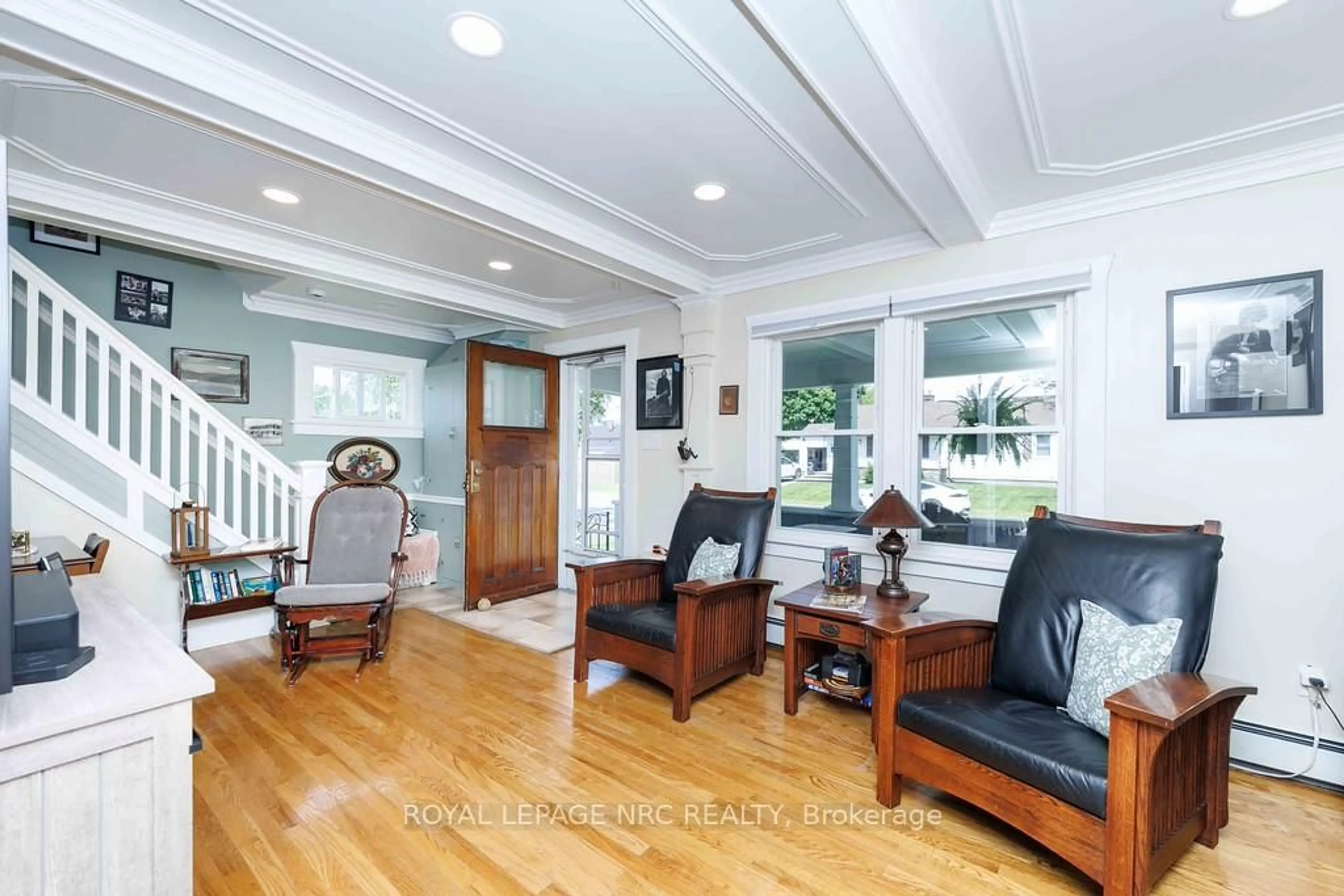 Living room with furniture, unknown for 888 Steele St, Port Colborne Ontario L3K 4Z6
