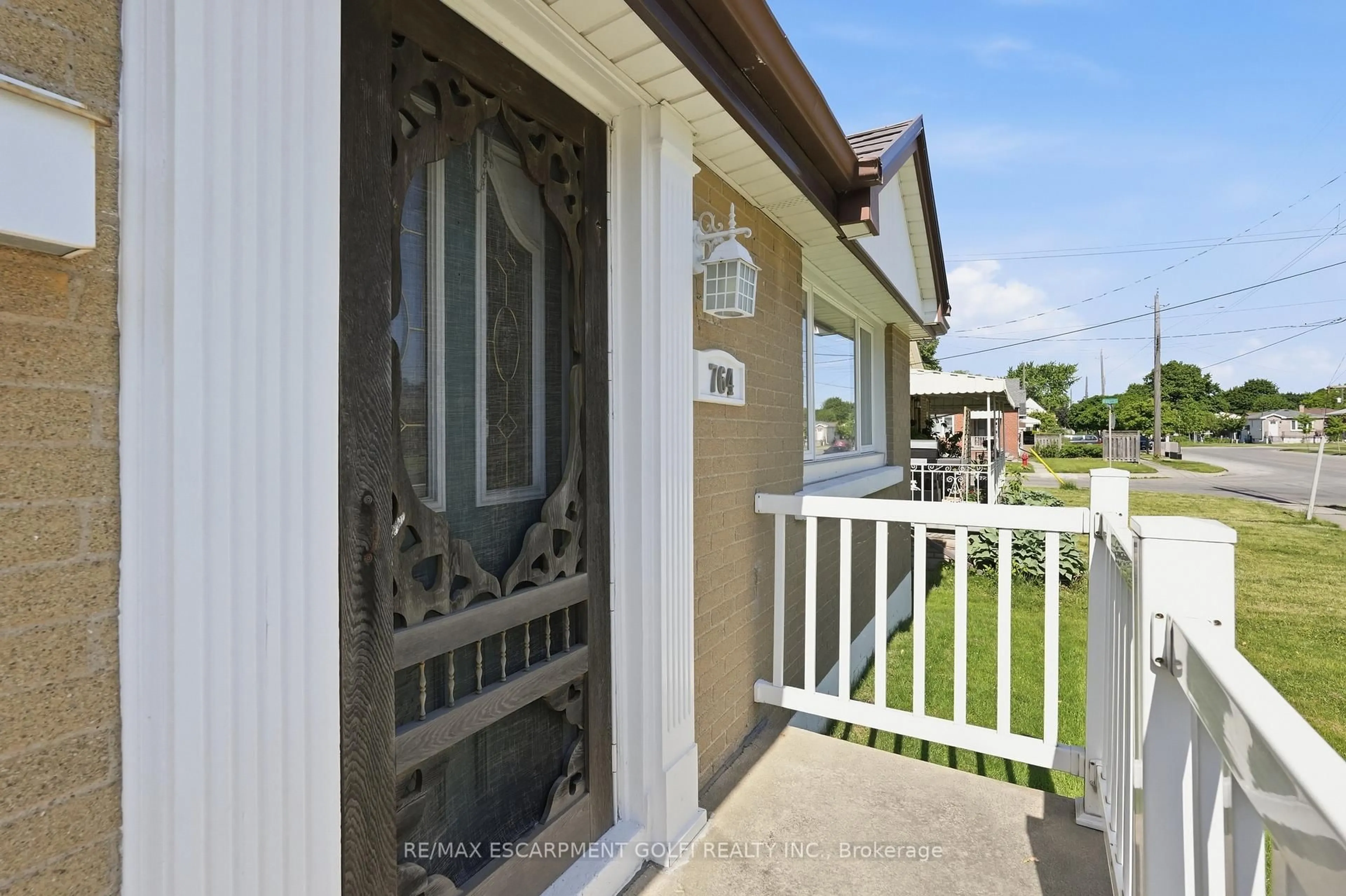 Unknown for 764 Brucedale Ave, Hamilton Ontario L8V 1R9