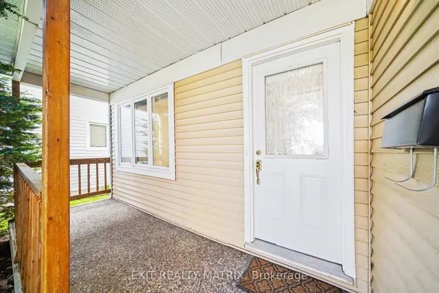 3773 Autumnwood St, Ottawa 3
