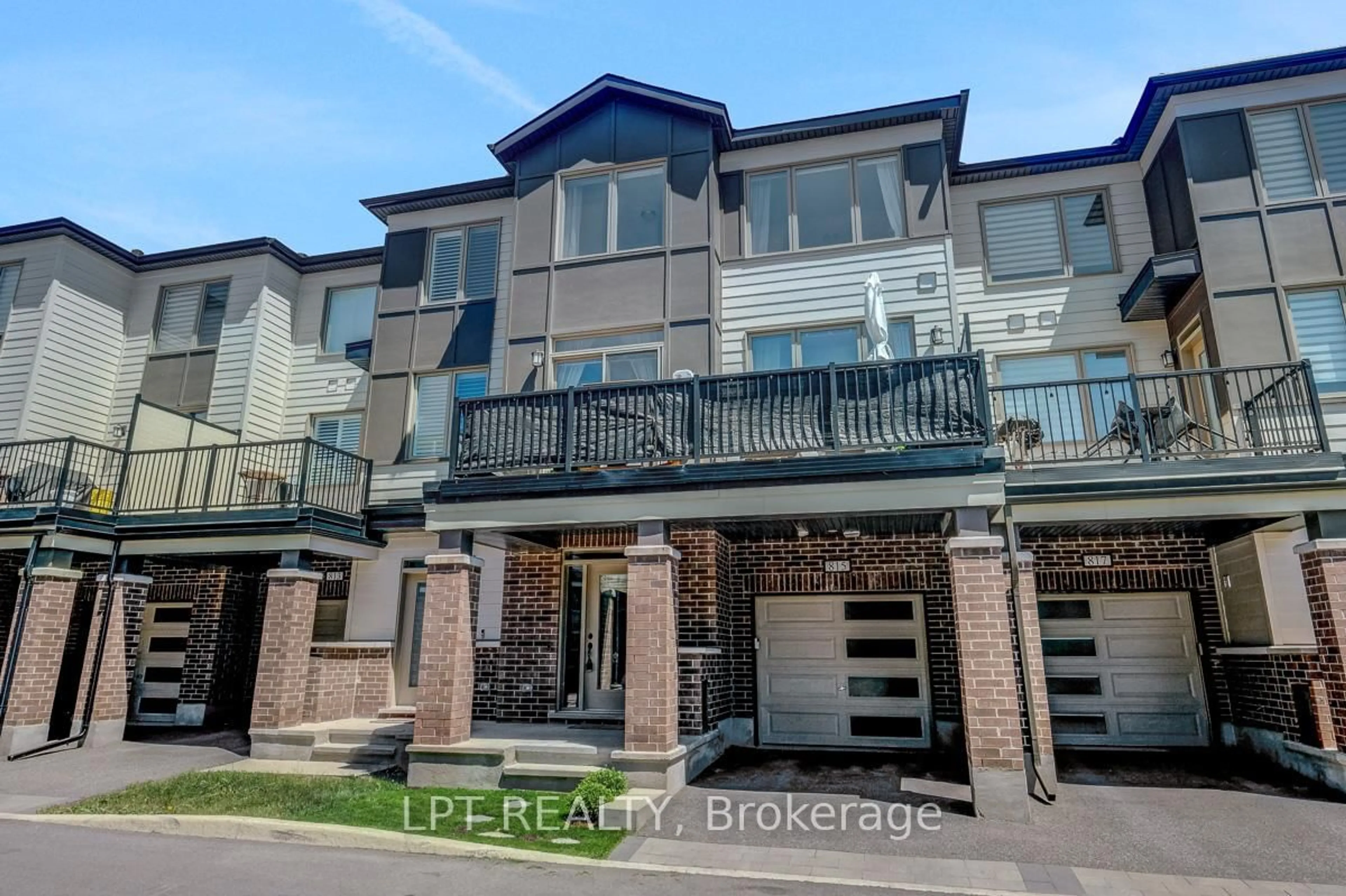 Unknown for 815 Kiniw Private, Ottawa Ontario K1K 4Z4