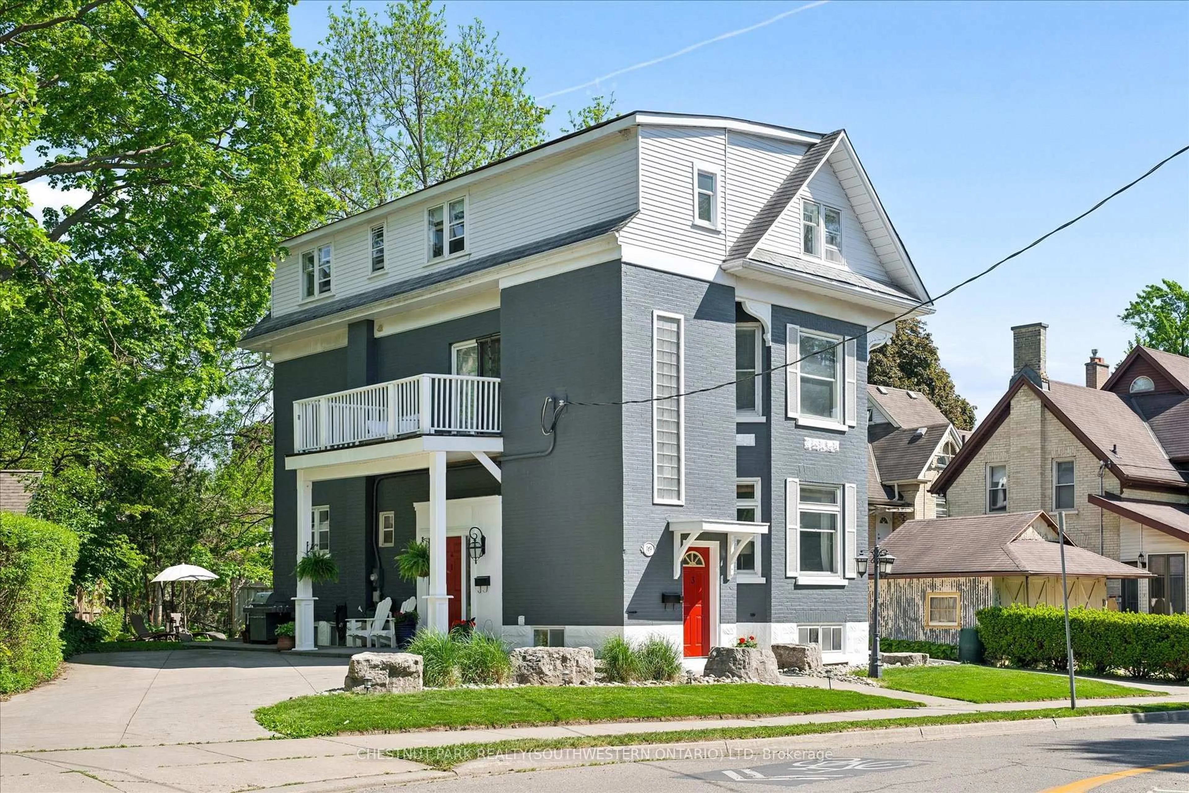 Unknown for 149 Young St, Kitchener Ontario N2H 4Z5