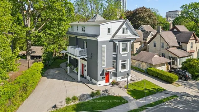 149 Young St, Kitchener 3
