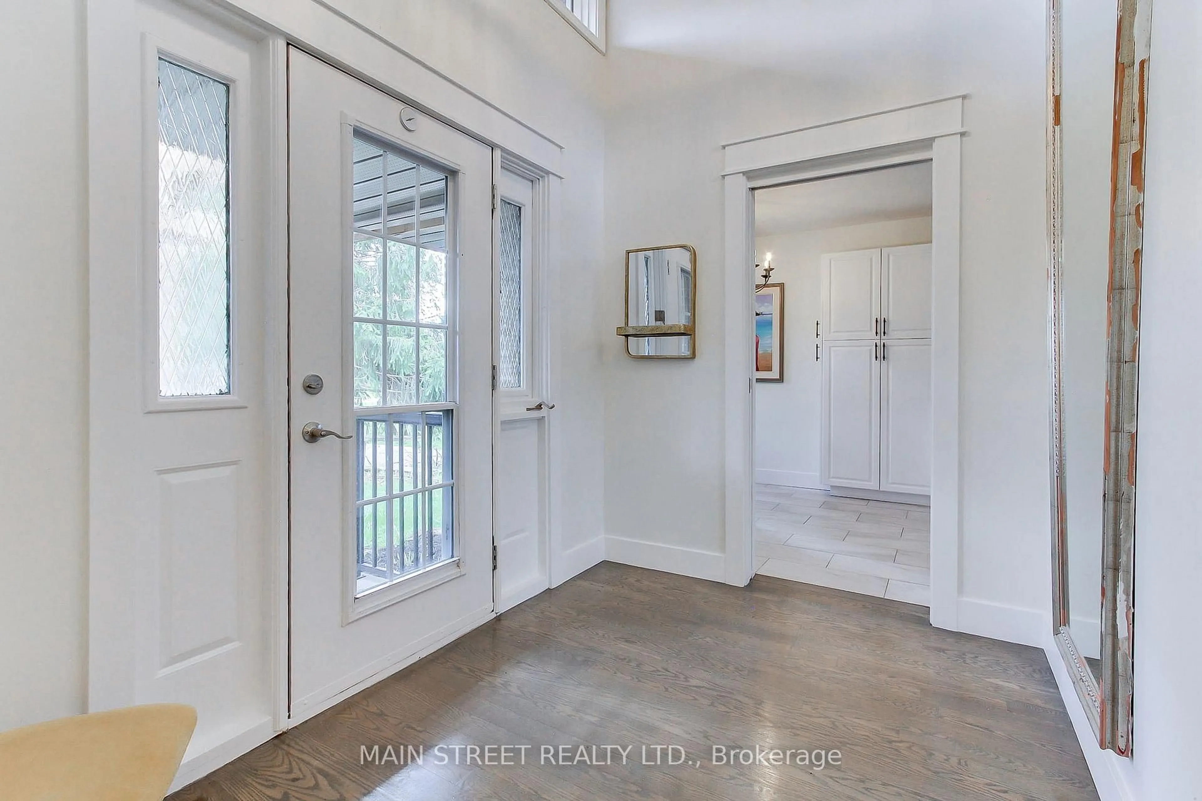 Indoor entryway for 24 Maple Grove Rd, Kawartha Lakes Ontario K9V 4R6