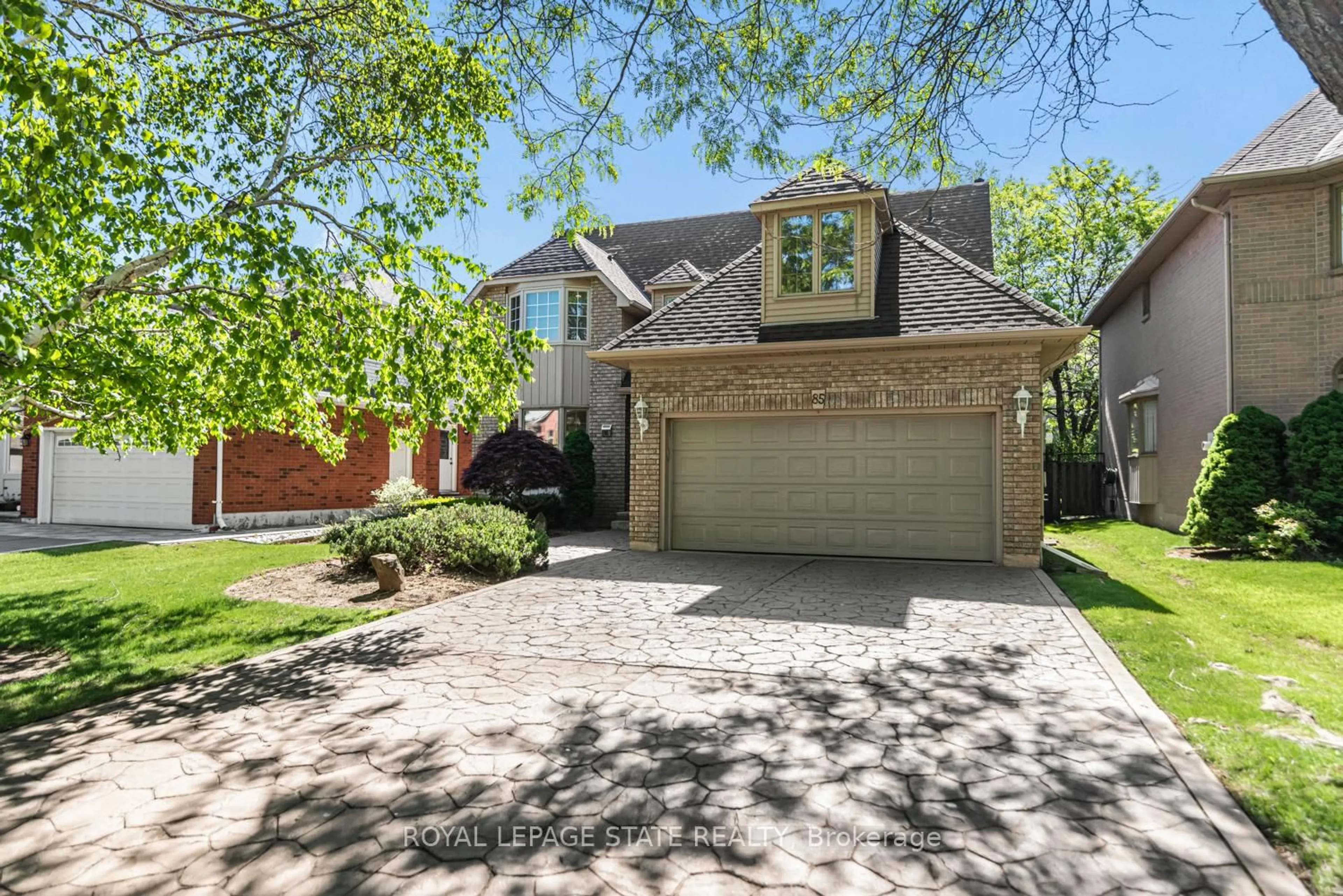 Home with brick exterior material, street for 85 Citation Cres, Hamilton Ontario L9K 1H8