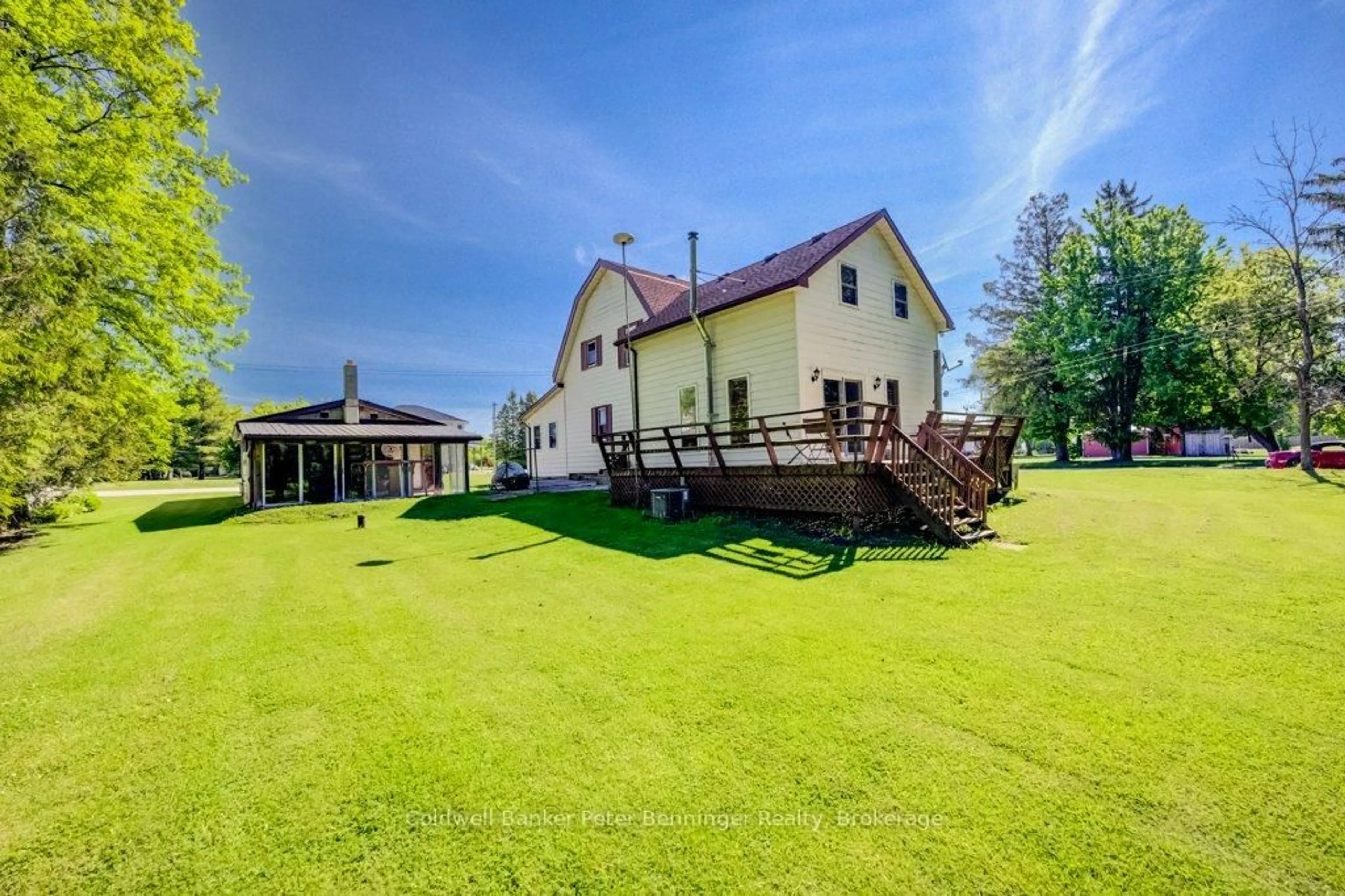 A pic from outside/outdoor area/front of a property/back of a property/a pic from drone, building for 1365 Bruce Road 15 Rd, Kincardine Ontario N0G 2T0