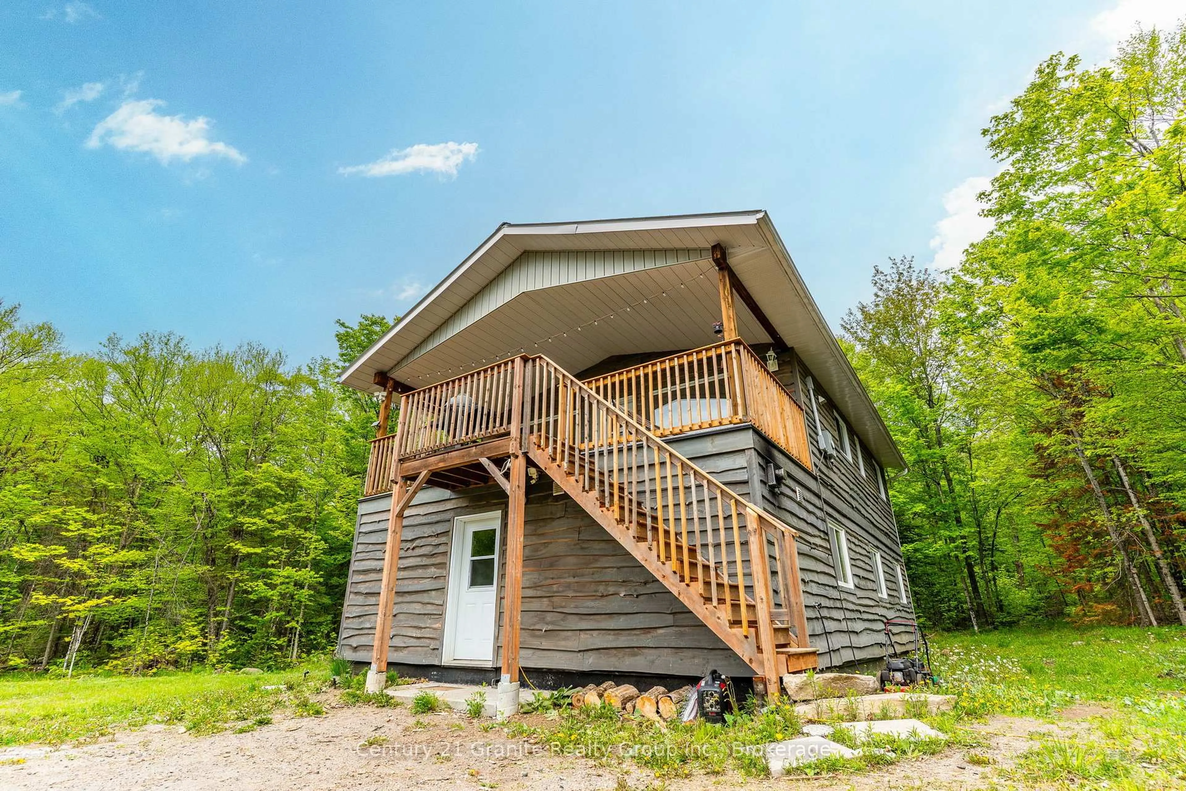Shed for 18240 Highway 118, Highlands East Ontario K0L 2Y0