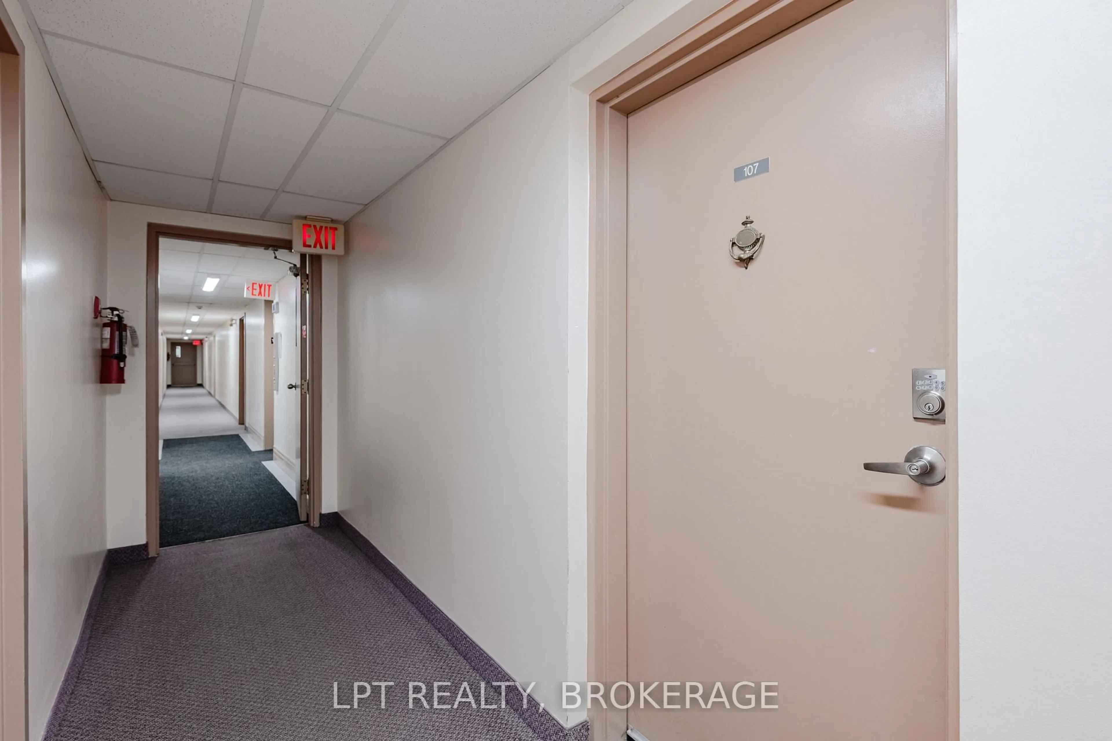 A pic of a room for 310 Kingsdale Ave #107, Kingston Ontario K7M 8S1