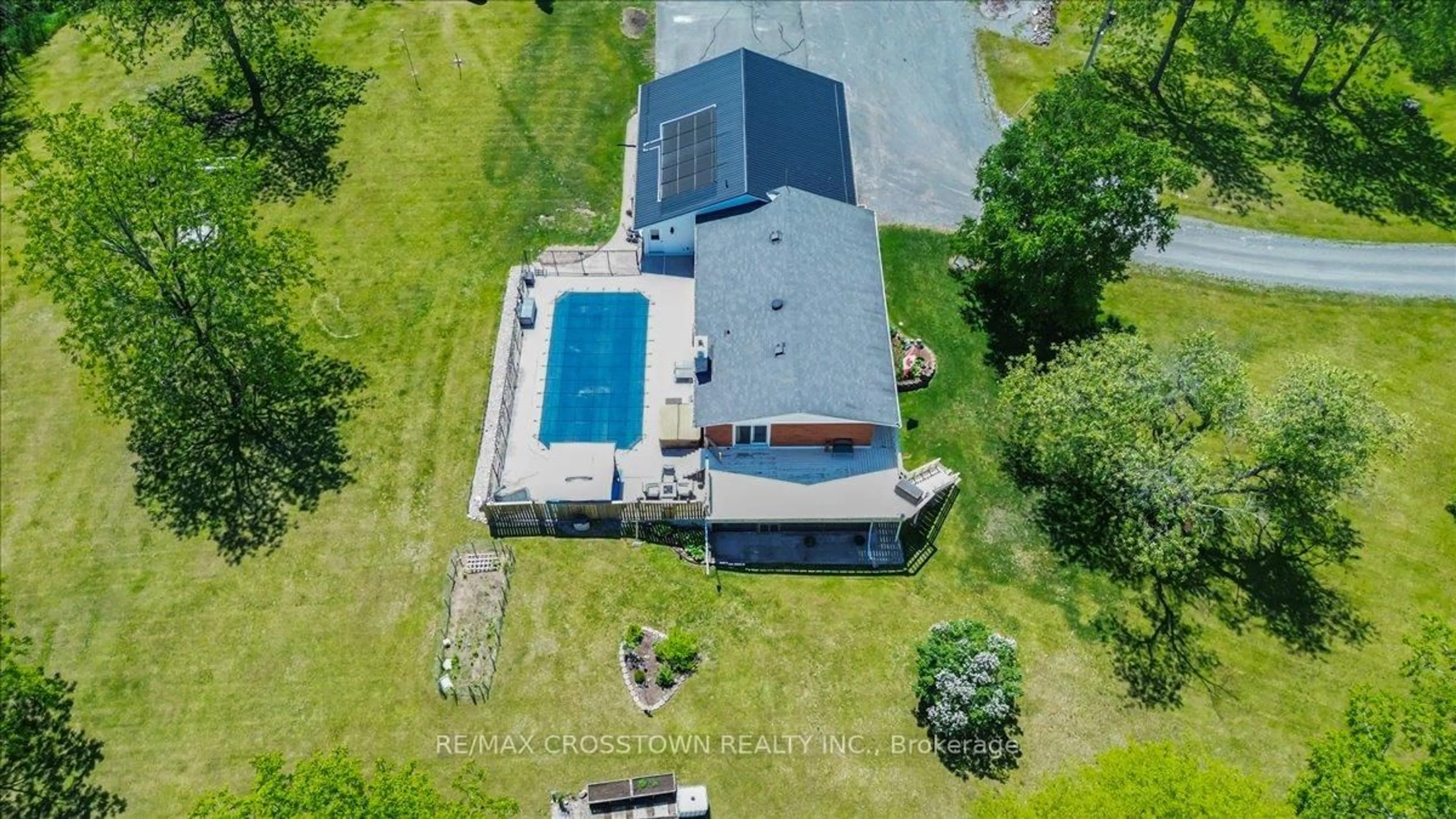 A pic from outside/outdoor area/front of a property/back of a property/a pic from drone, unknown for 1074 Millhaven Rd, Bissett Creek Ontario K0H 2H0