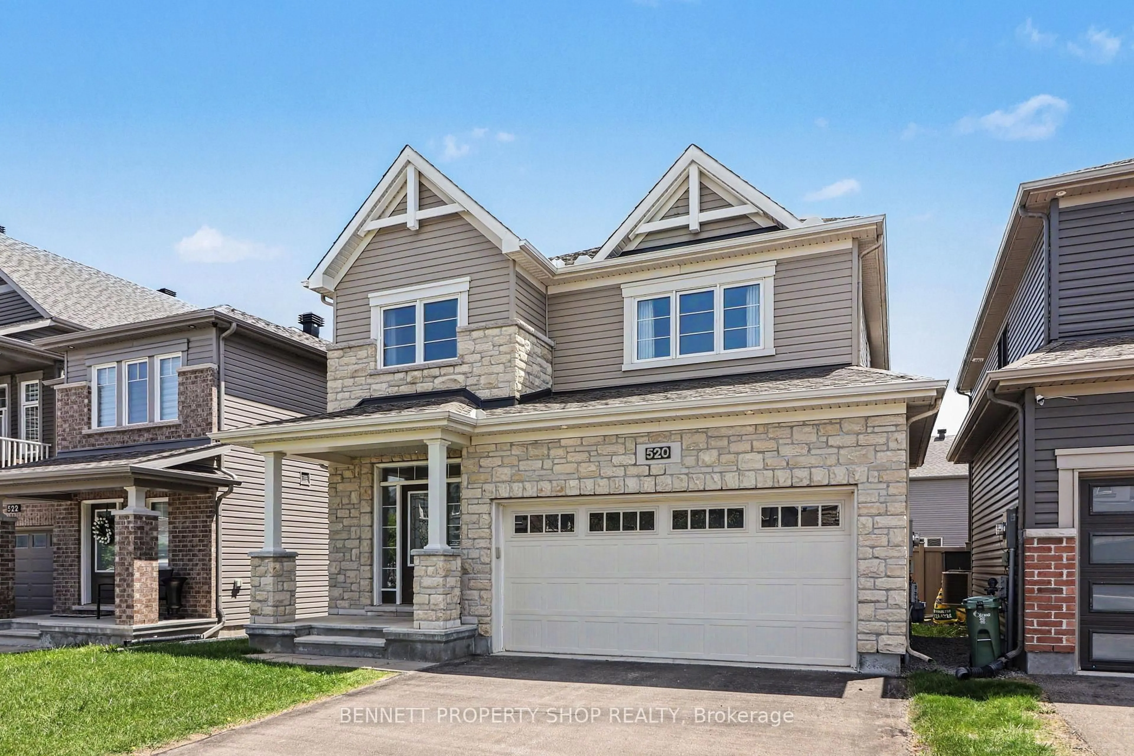 Home with brick exterior material, street for 520 Des Genevriers St, Ottawa Ontario K4A 0Z2
