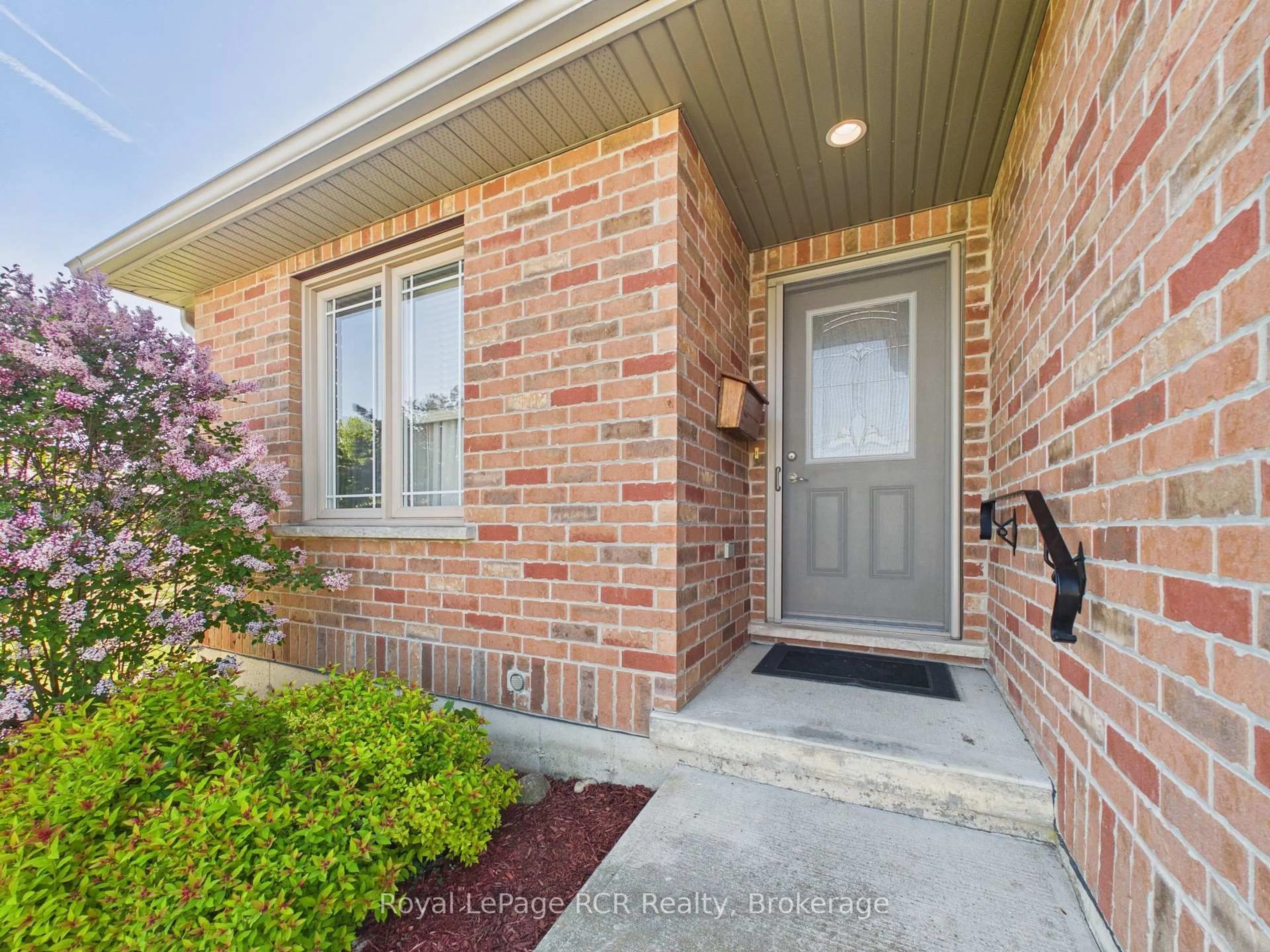 Home with brick exterior material, street for 423 Catherine St, North Huron Ontario N0G 2W0