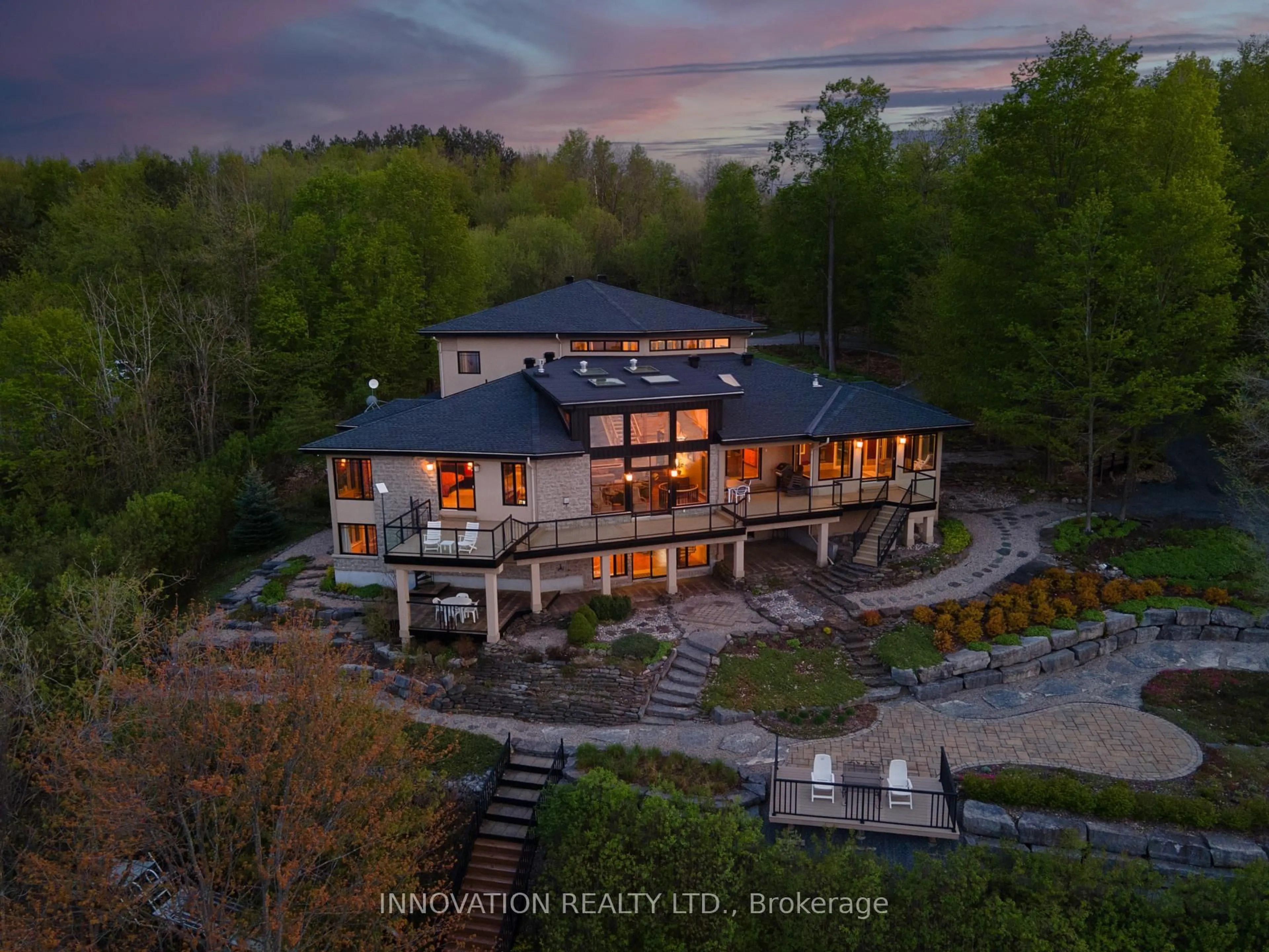 A pic from outside/outdoor area/front of a property/back of a property/a pic from drone, mountain view for 325 Berry Side Rd, Ottawa Ontario K0A 1T0
