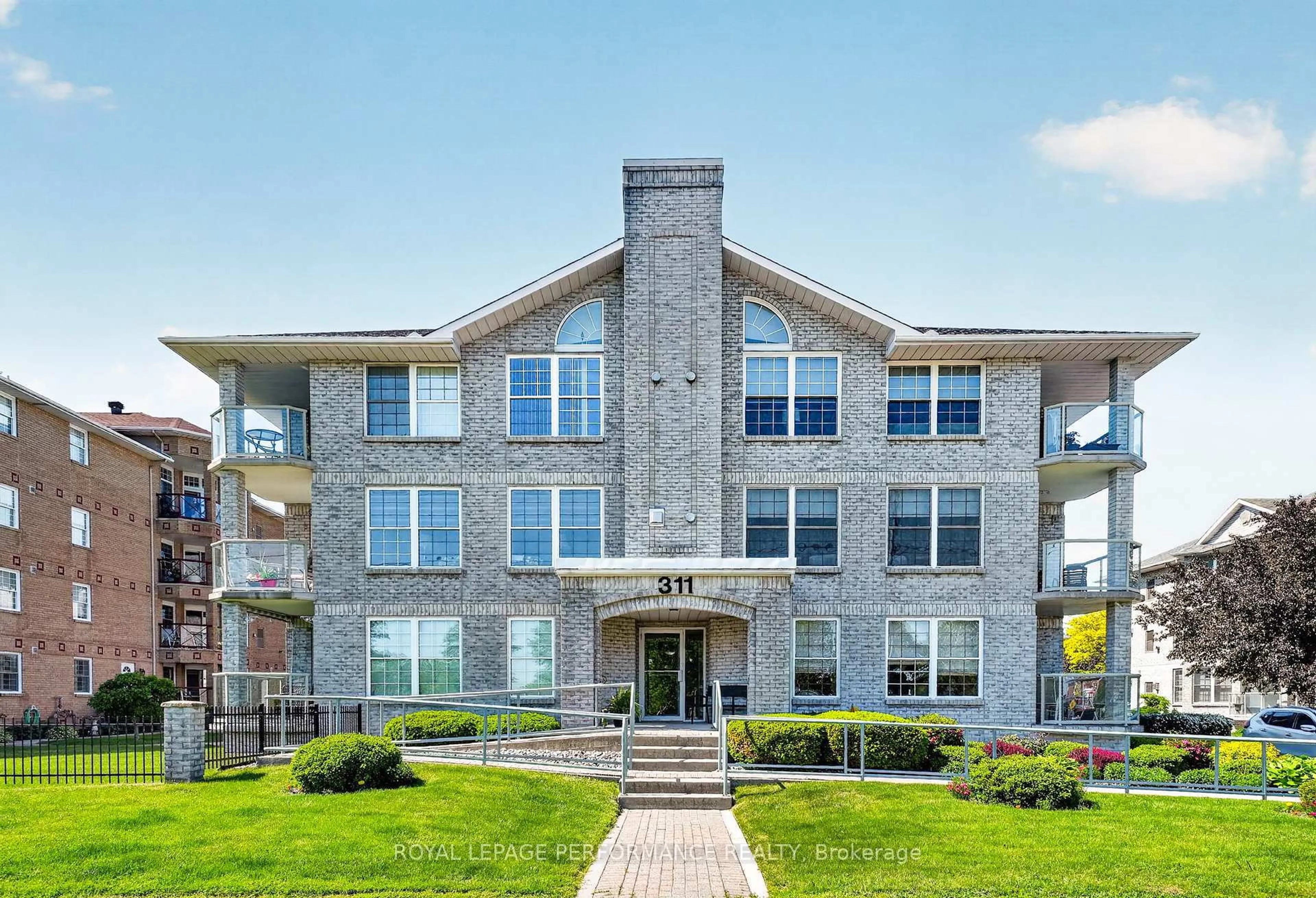 Unknown for 311 Water St #103, Cornwall Ontario K6J 1A5