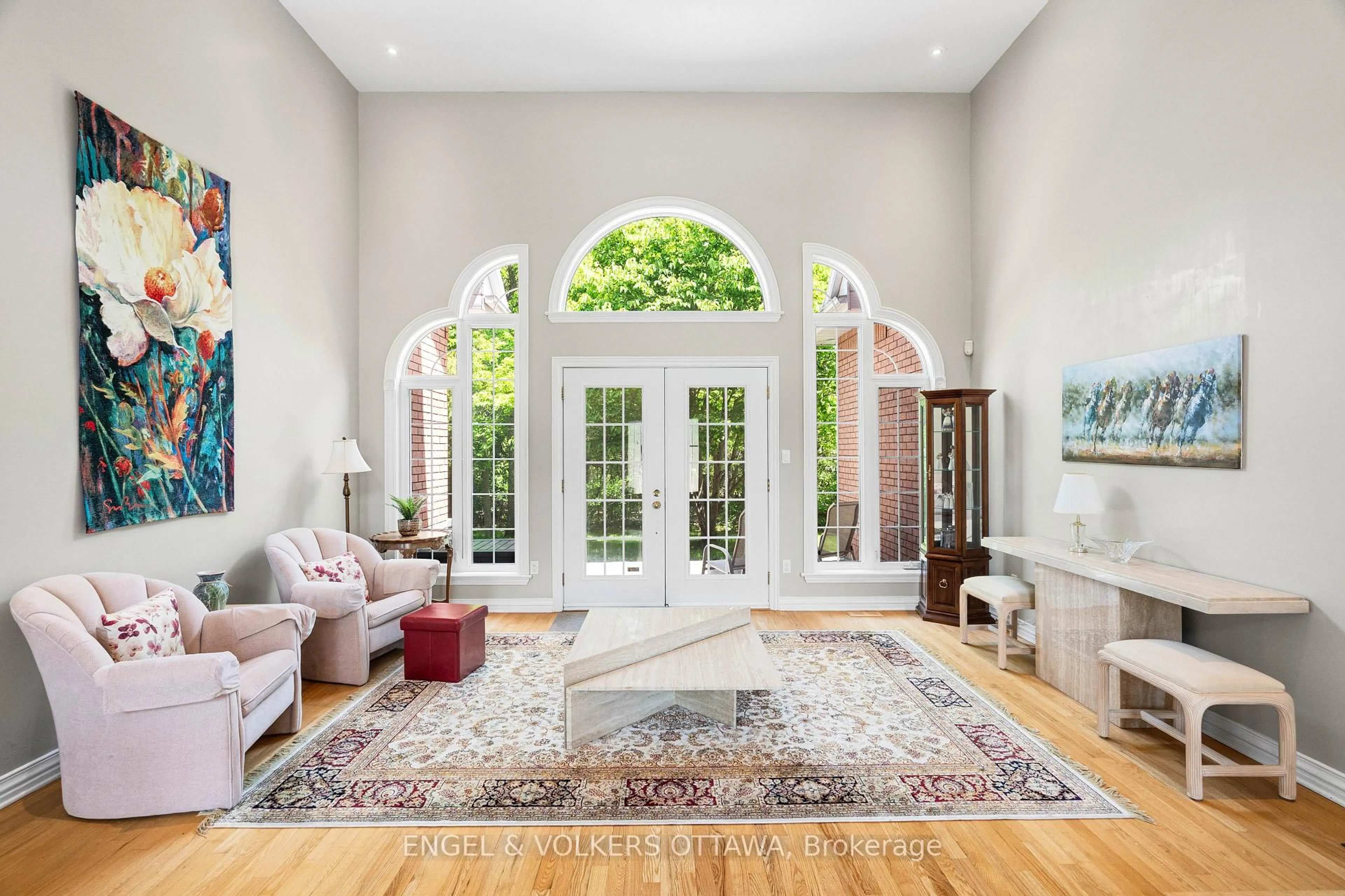 Indoor entryway for 5 Countryside Green, Ottawa Ontario K2R 1B5