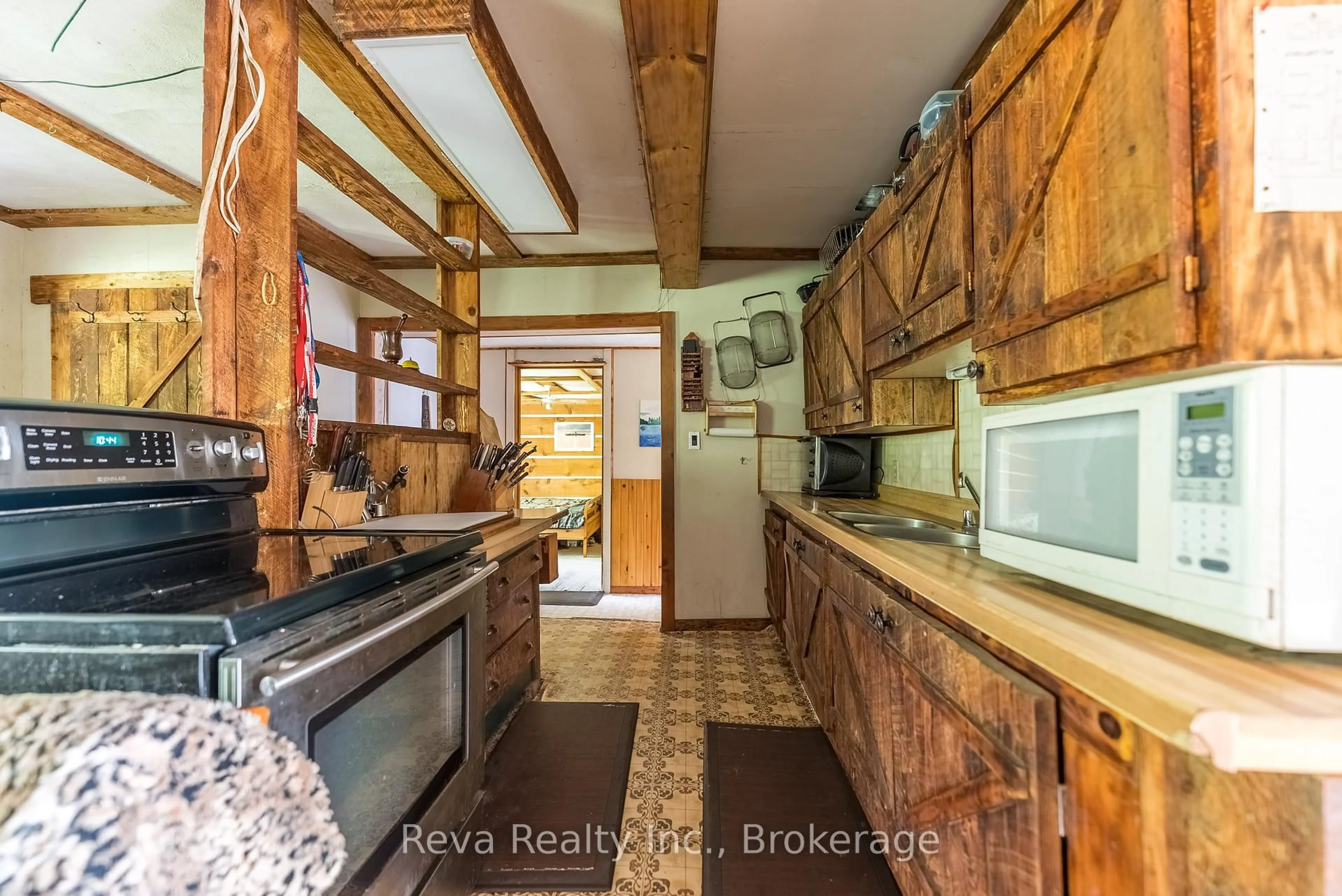 Rustic kitchen, unknown for 1535 North Baptiste Lake Rd, Bancroft Ontario K0L 1C0