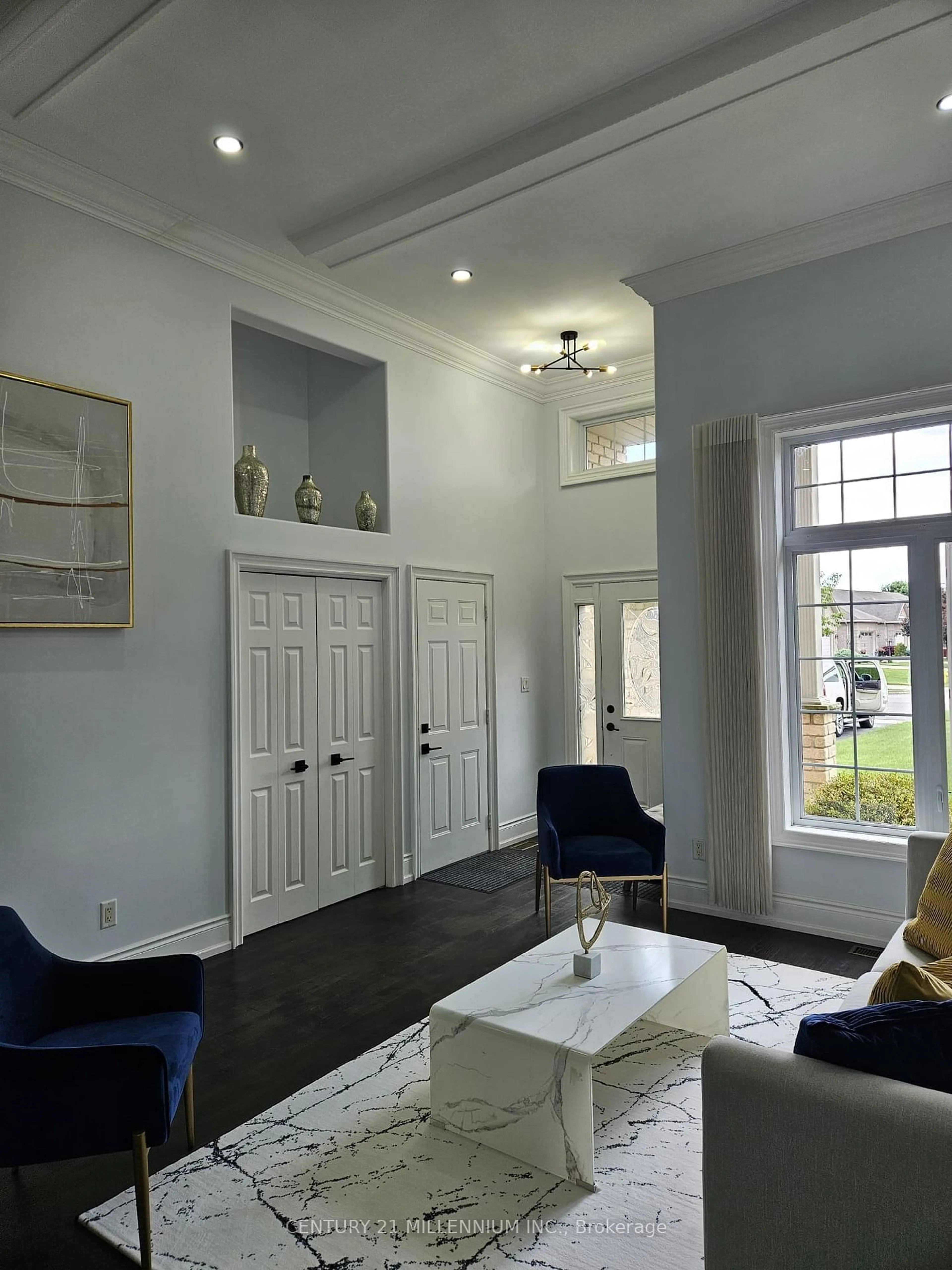 Living room with furniture, unknown for 413 Keil Tr, Chatham-Kent Ontario N7L 5R2