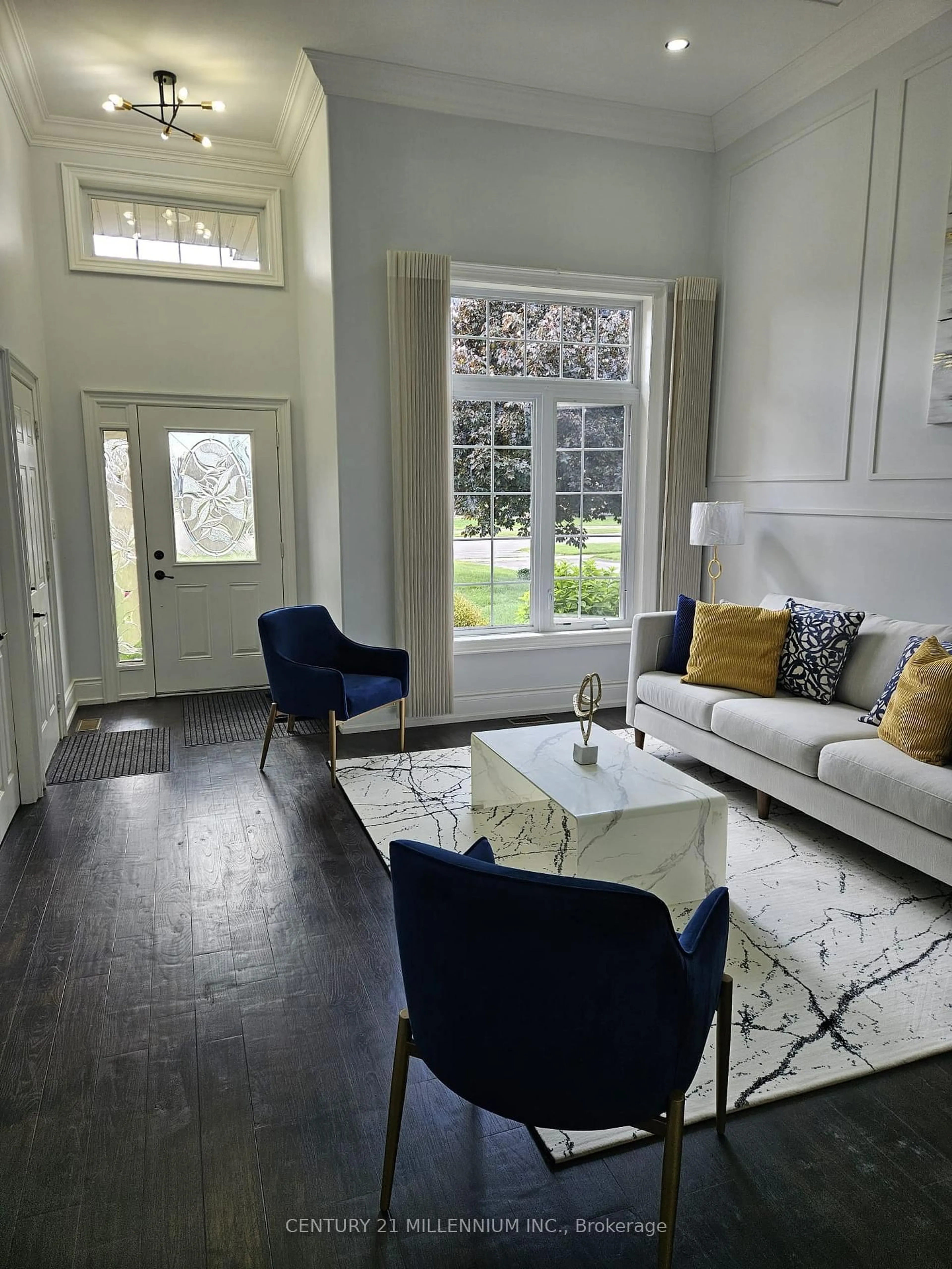 Living room with furniture, unknown for 413 Keil Tr, Chatham-Kent Ontario N7L 5R2